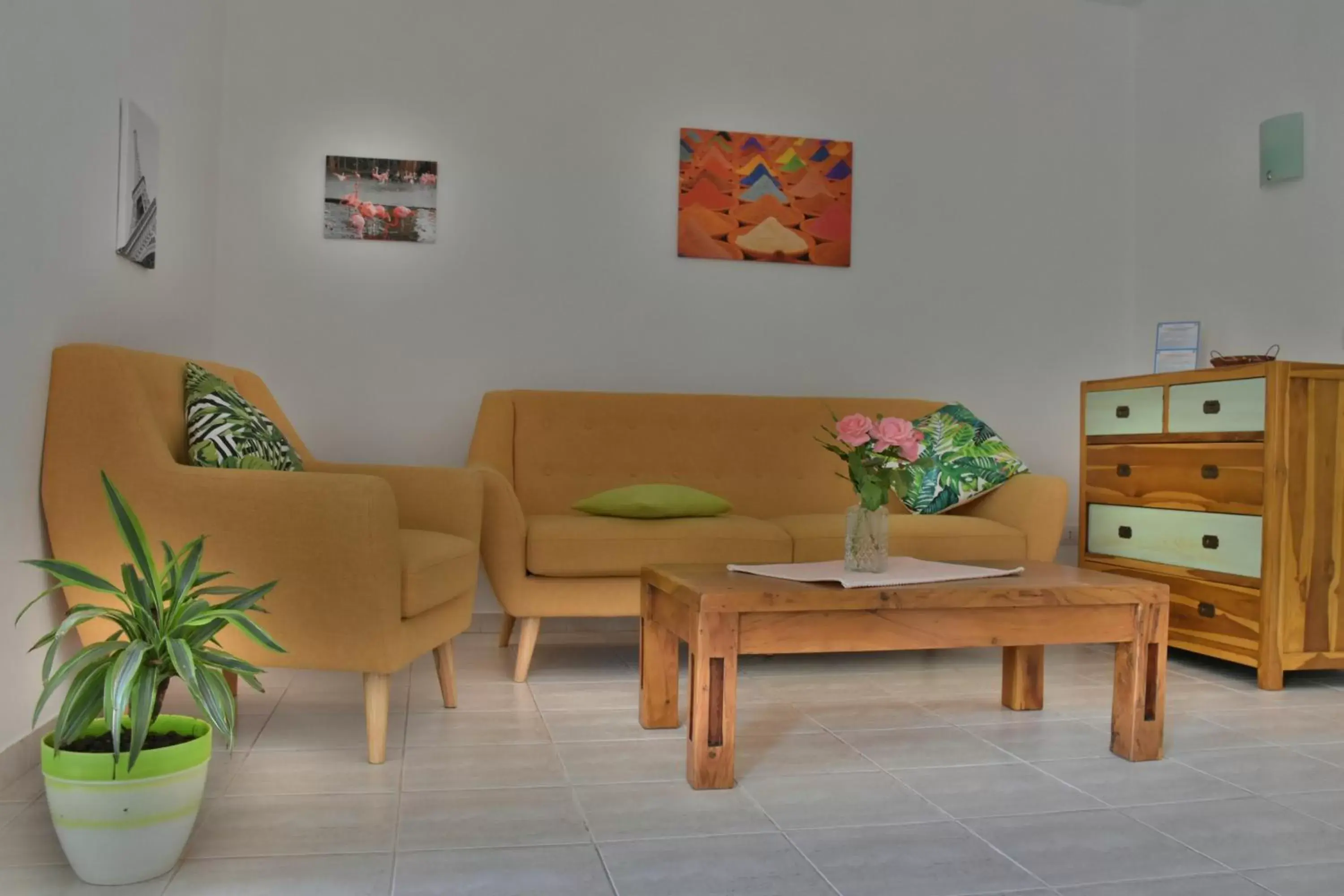 Living room, Seating Area in Flowery Inn Villa
