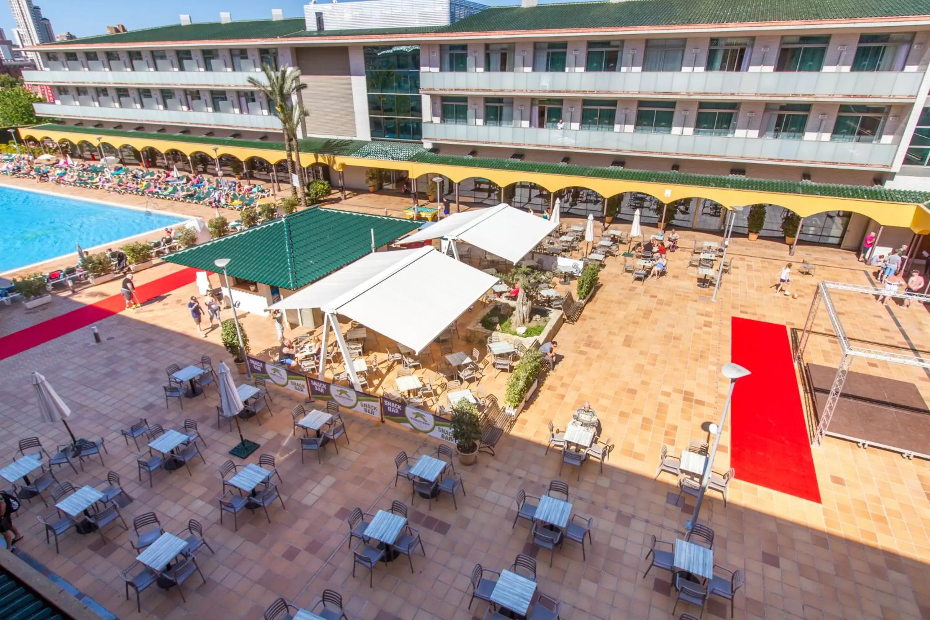 Pool view, Bird's-eye View in Hotel Mediterraneo