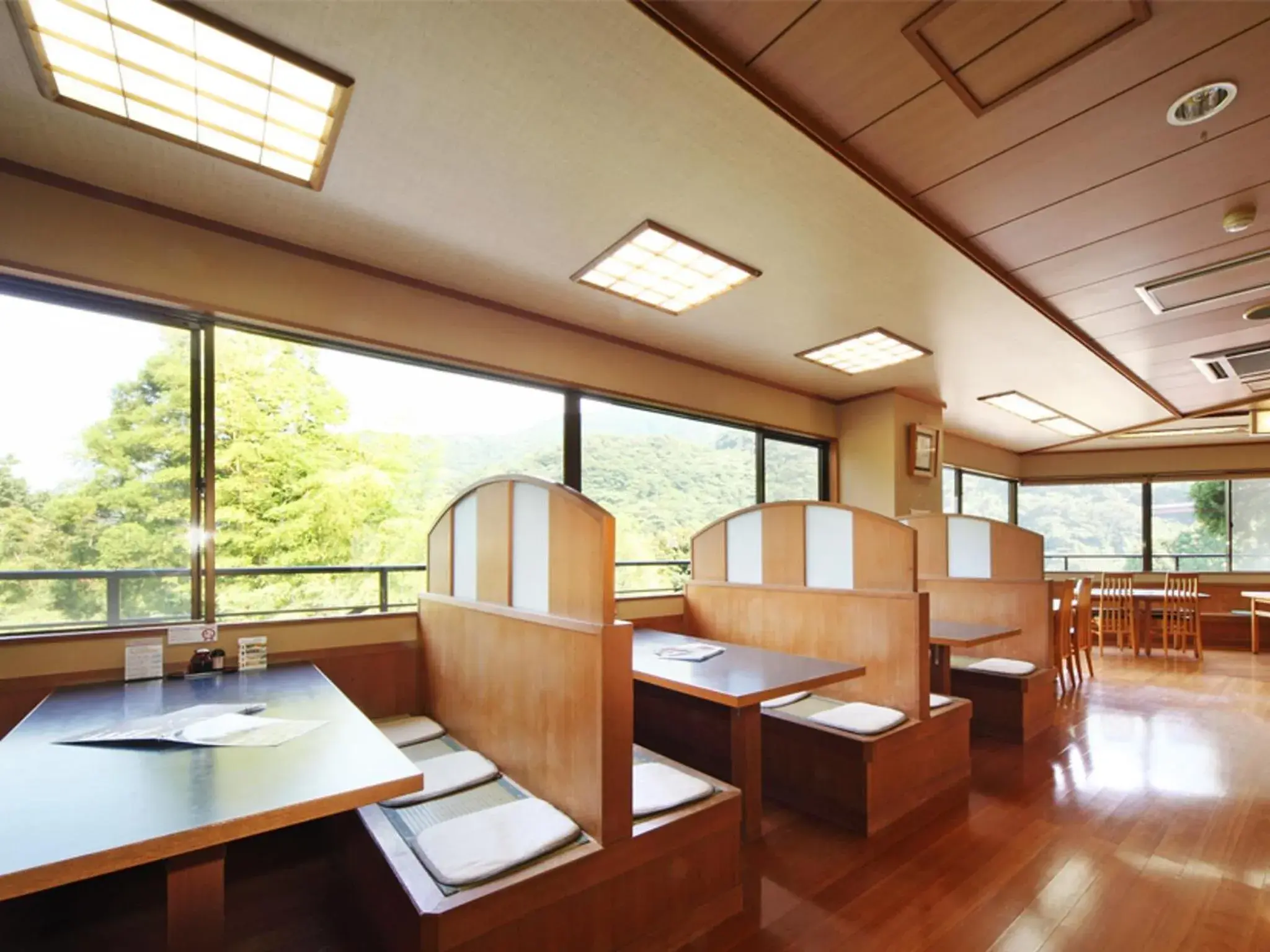 Restaurant/places to eat, Seating Area in Hakonenomori Okada Hotel