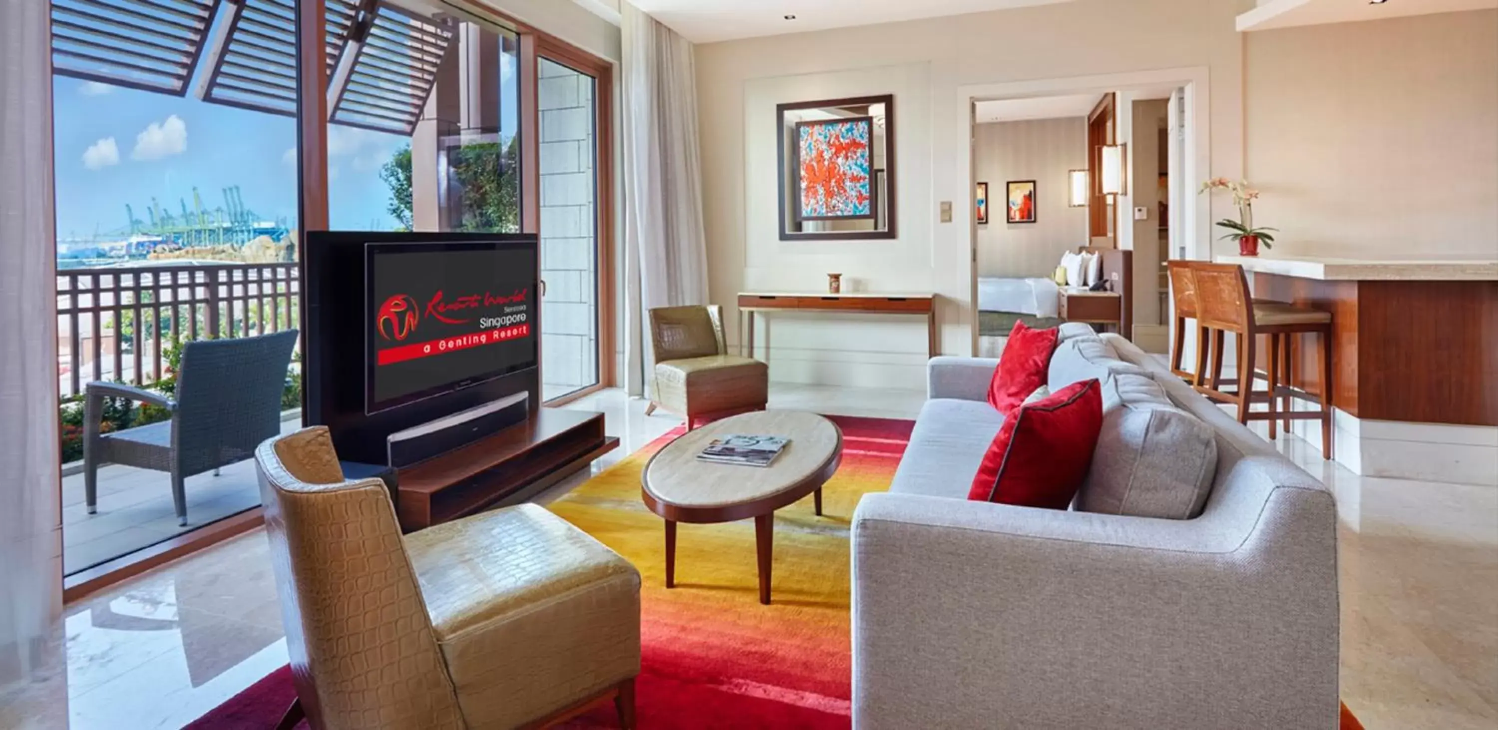 TV and multimedia, Lounge/Bar in Resorts World Sentosa - Equarius Hotel