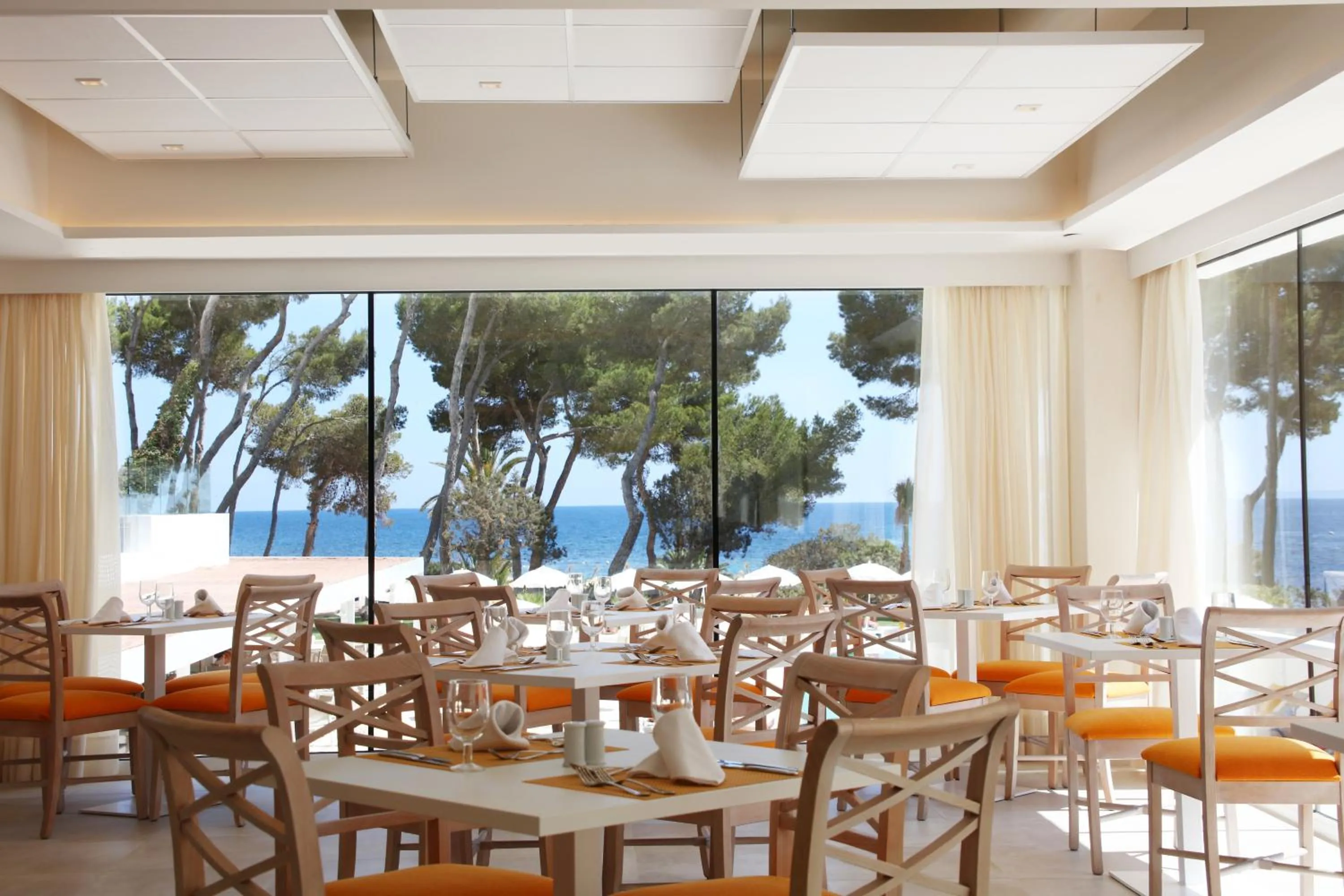 Restaurant/Places to Eat in Iberostar Selection Santa Eulalia Ibiza