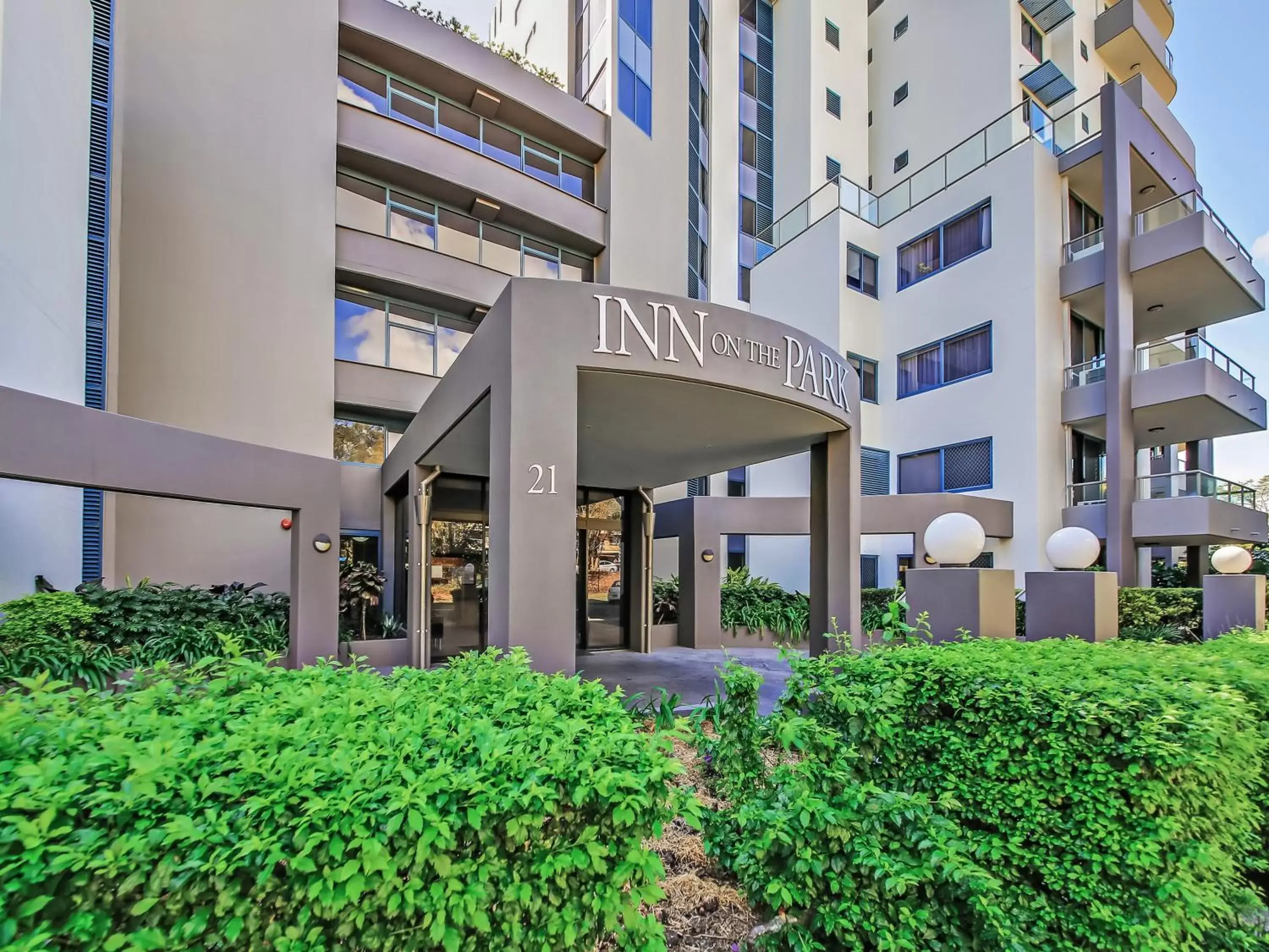 Facade/entrance, Property Building in Inn on the Park Apartments