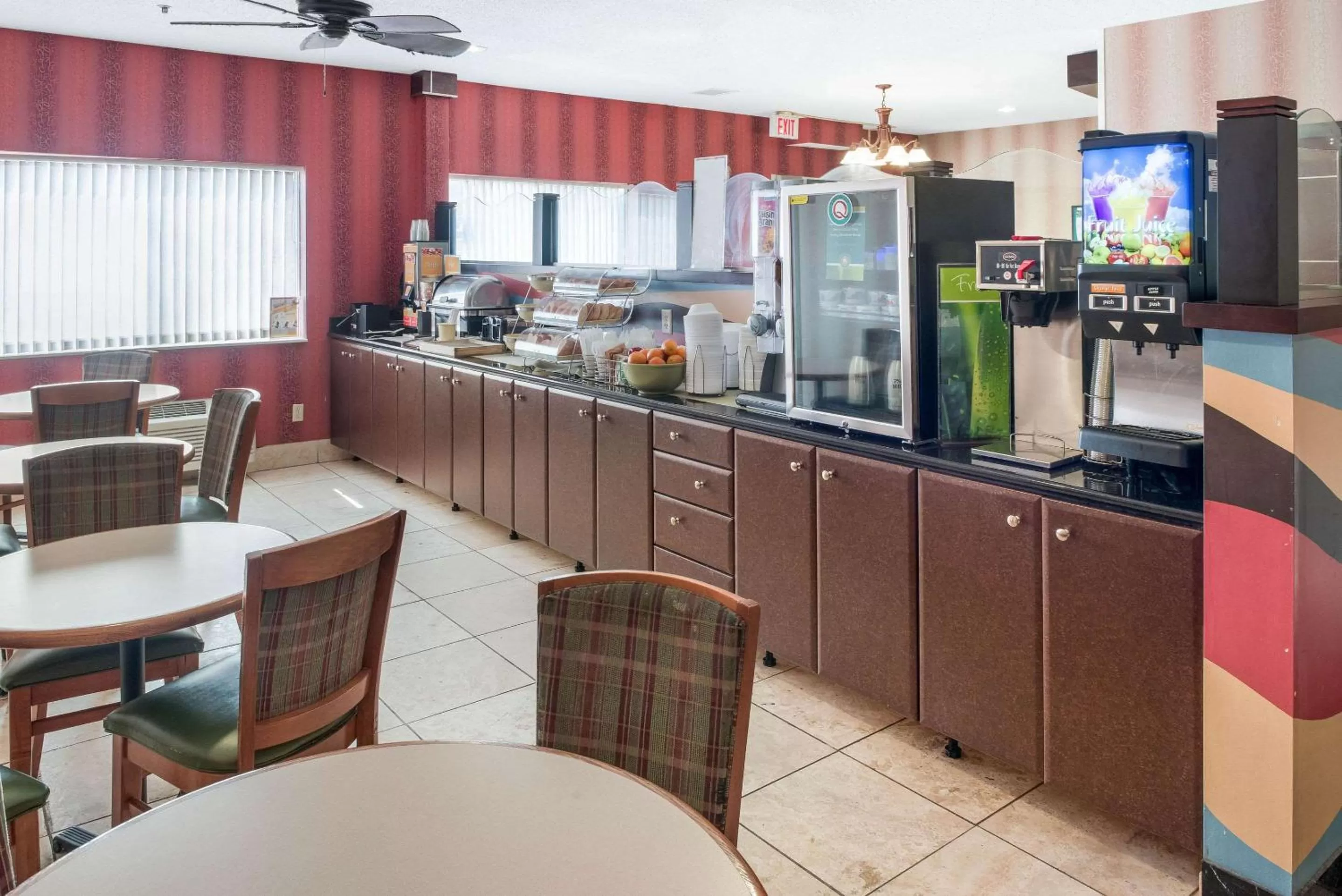 Restaurant/places to eat in Quality Inn & Suites Mankato East