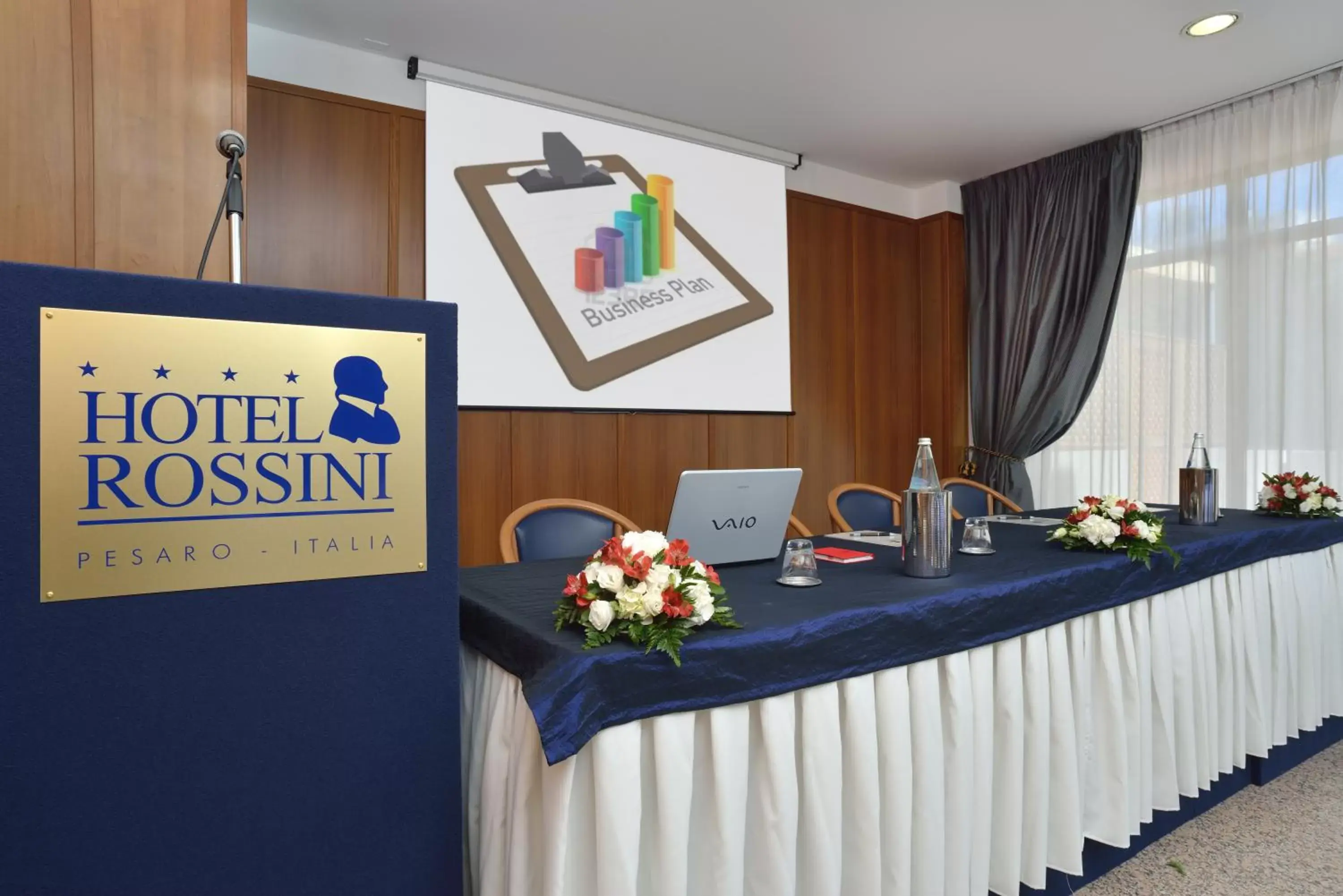 Business facilities in Hotel Rossini