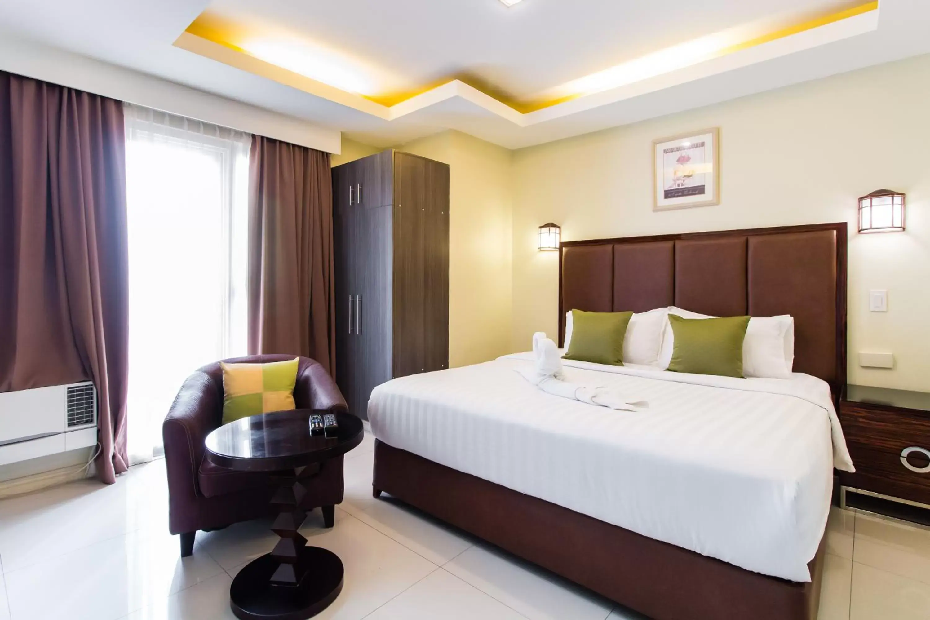 Executive King Suite in JMM Grand Suites