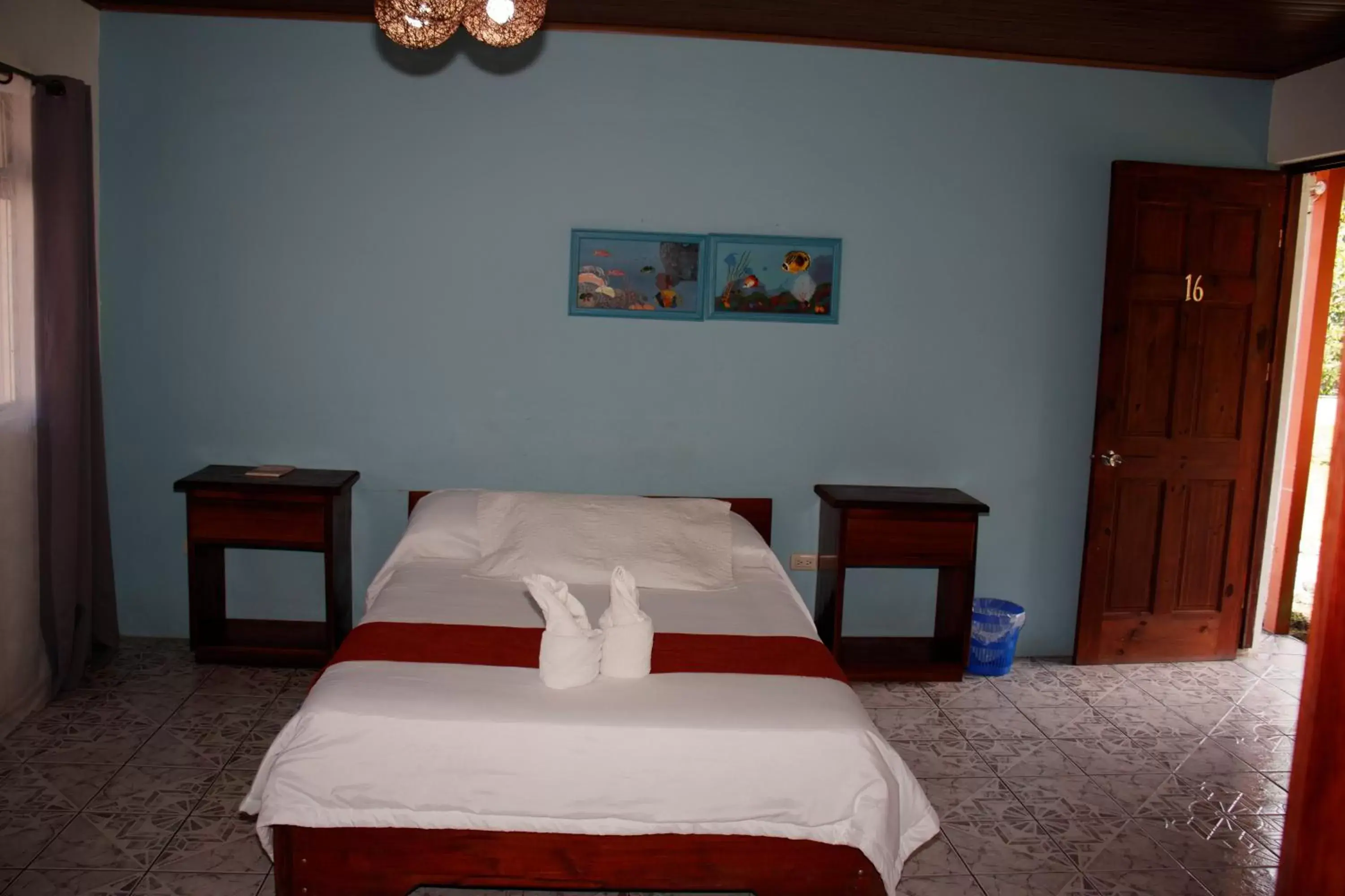 Photo of the whole room, Bed in Hotel Samoa del Sur