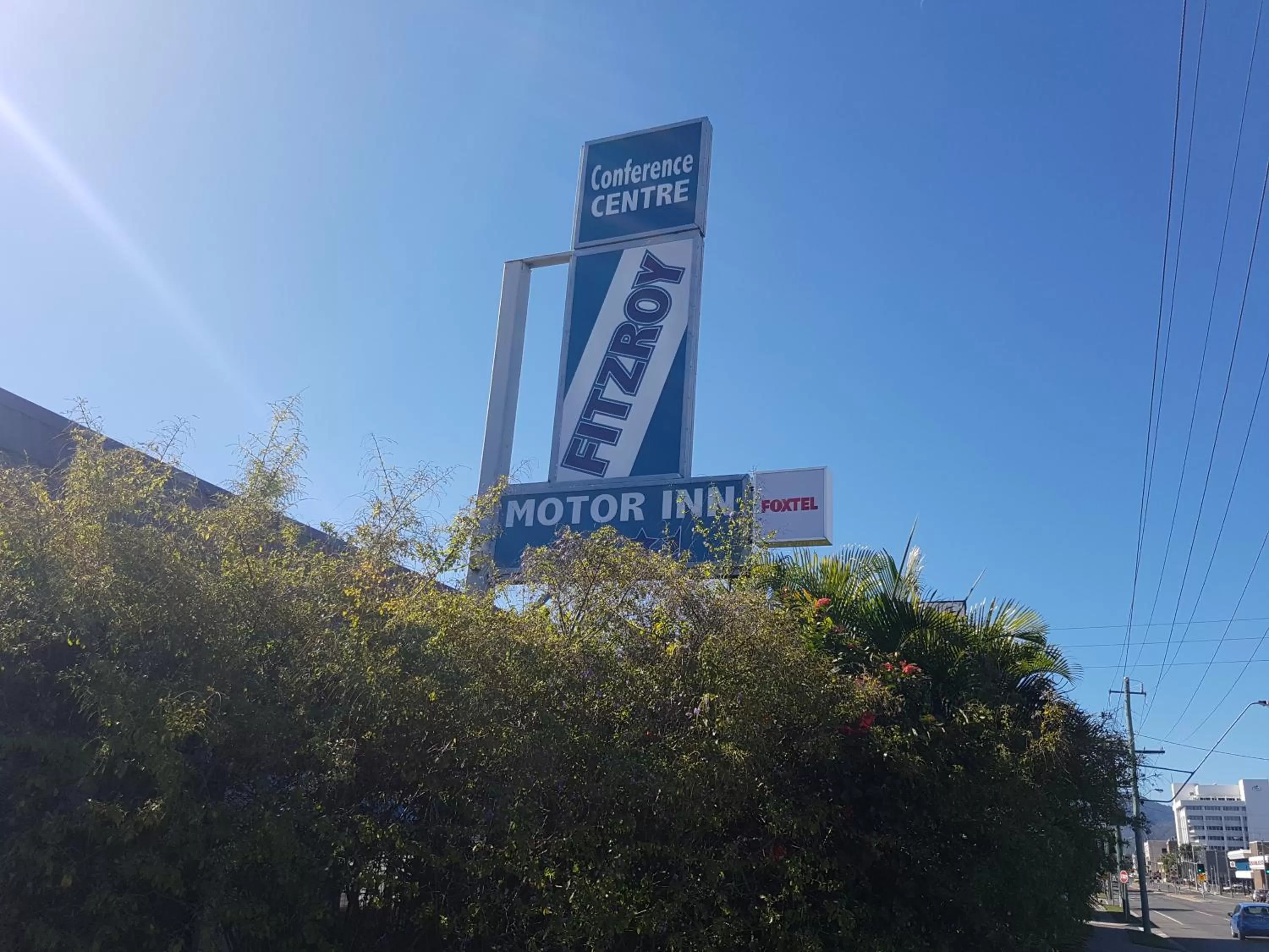 Property building, Property Logo/Sign in Fitzroy Motor Inn