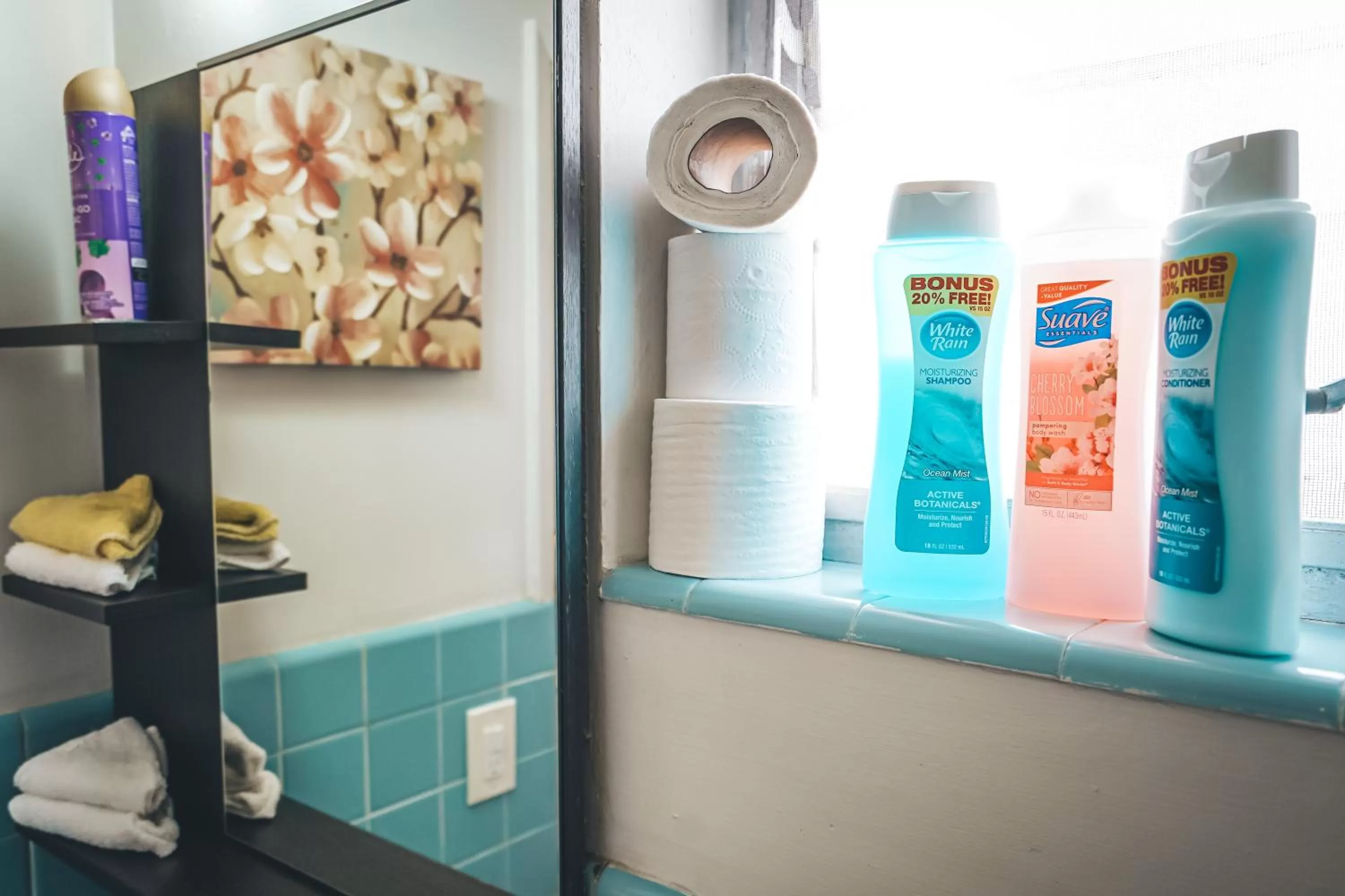 Bathroom in Hollywood Light Haven Lodge