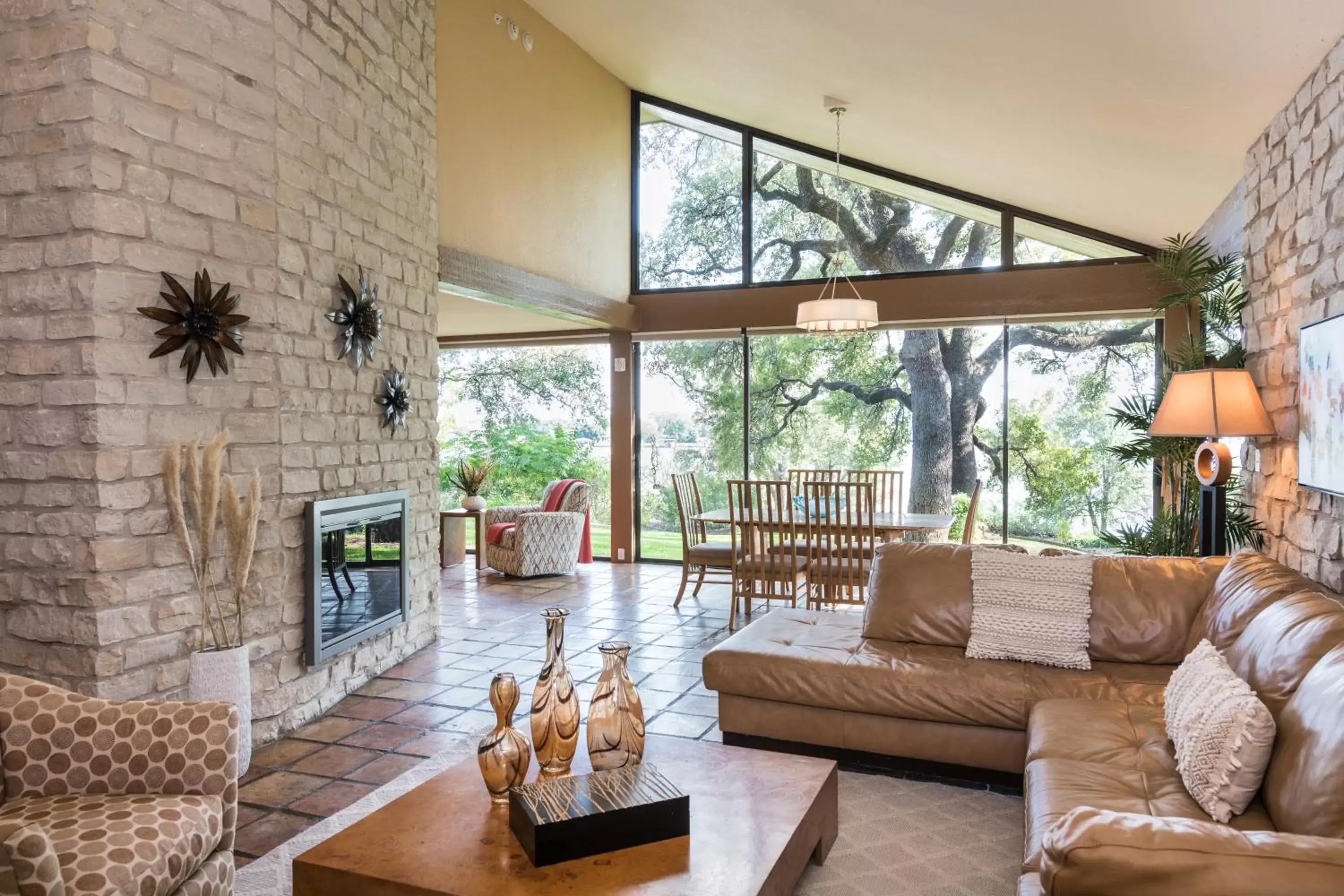 Guest House with Two King Beds in Inn on Lake Granbury a Boutique Hotel Guest House with Two King Beds in Inn on Lake Granbury a Boutique Hotel