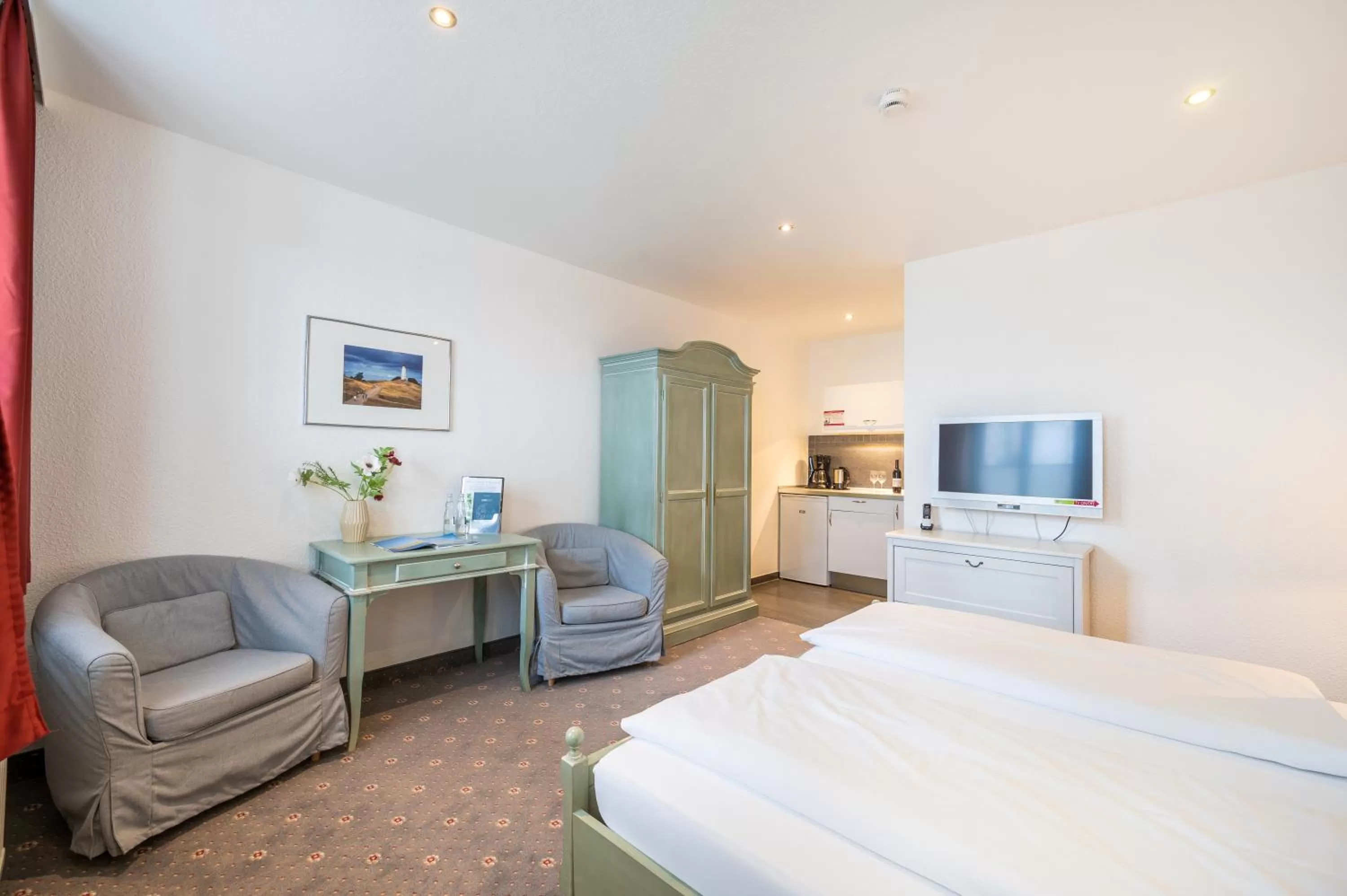 Photo of the whole room, Bed in Hotel Villa Neander