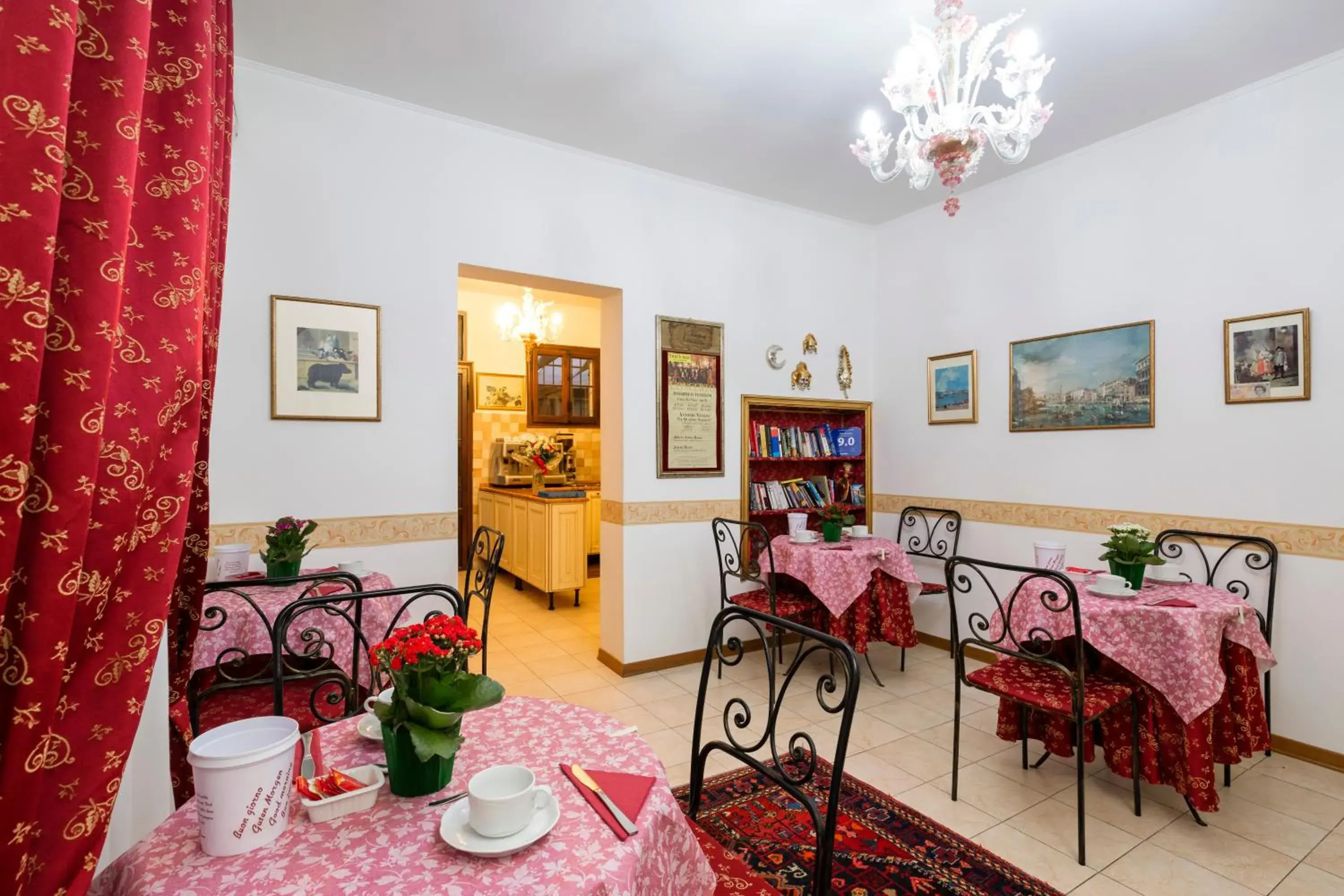 Restaurant/Places to Eat in Villa Casanova