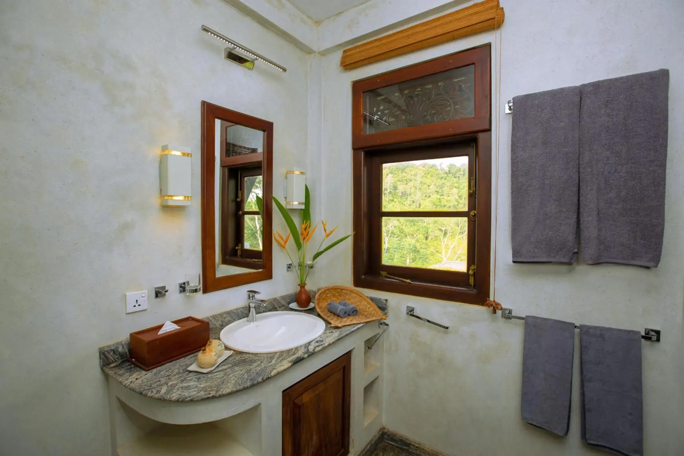 Bathroom in Niyagama House