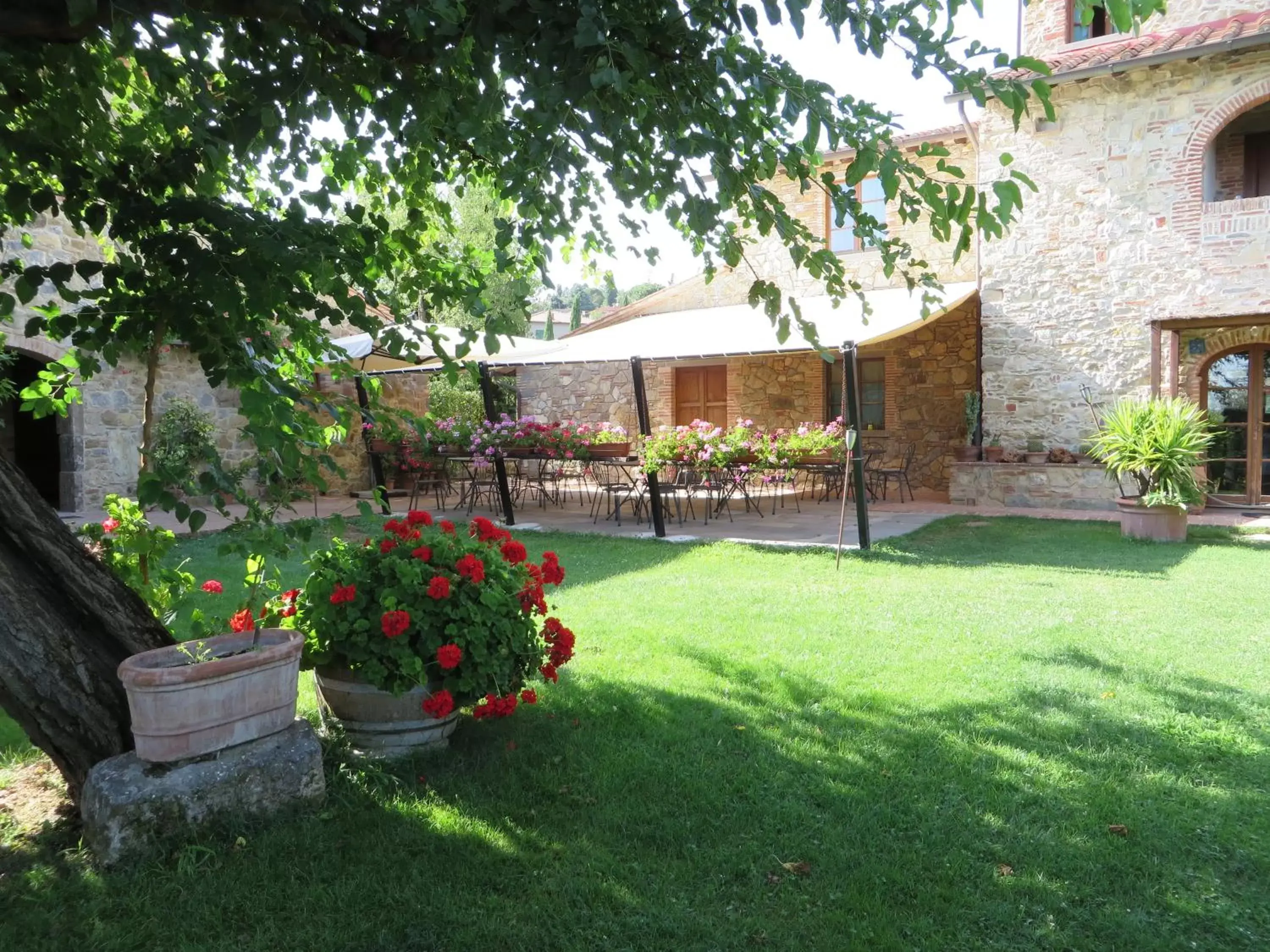 Property building, Garden in B&B Le Caselle "Il Baraccotto"