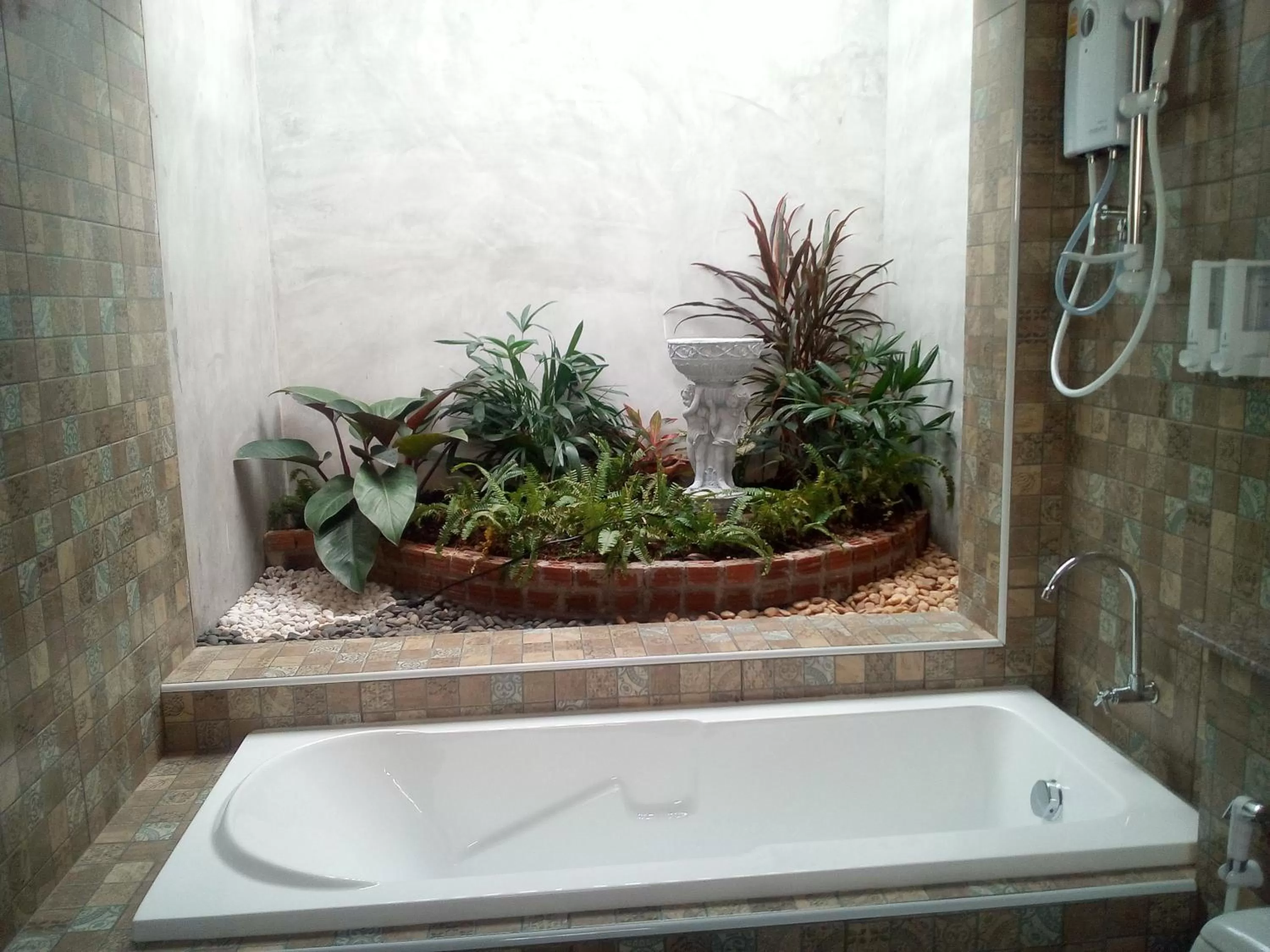 Shower in Fancy Carp Resort