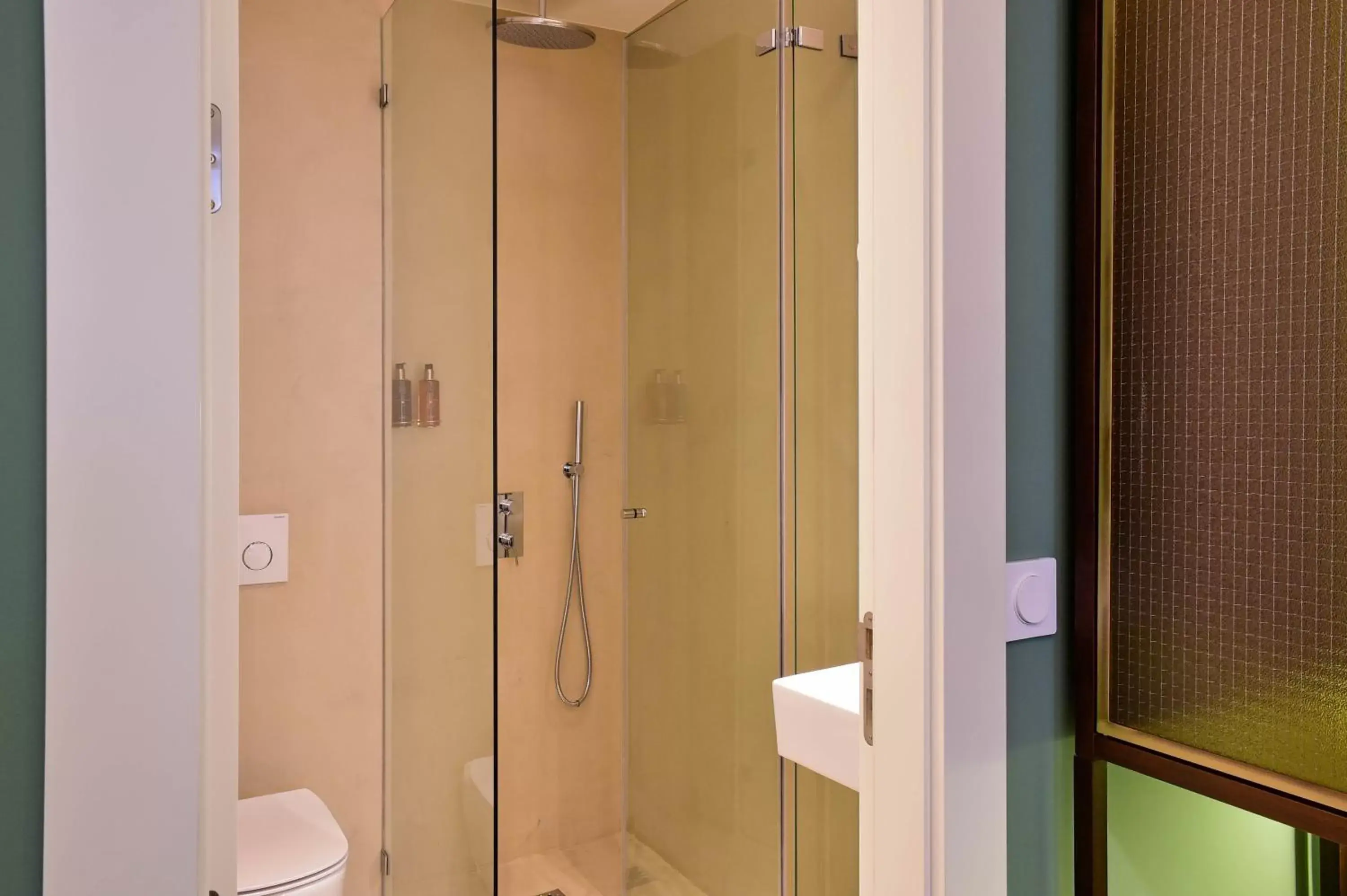 Shower, Bathroom in My Story Hotel Augusta