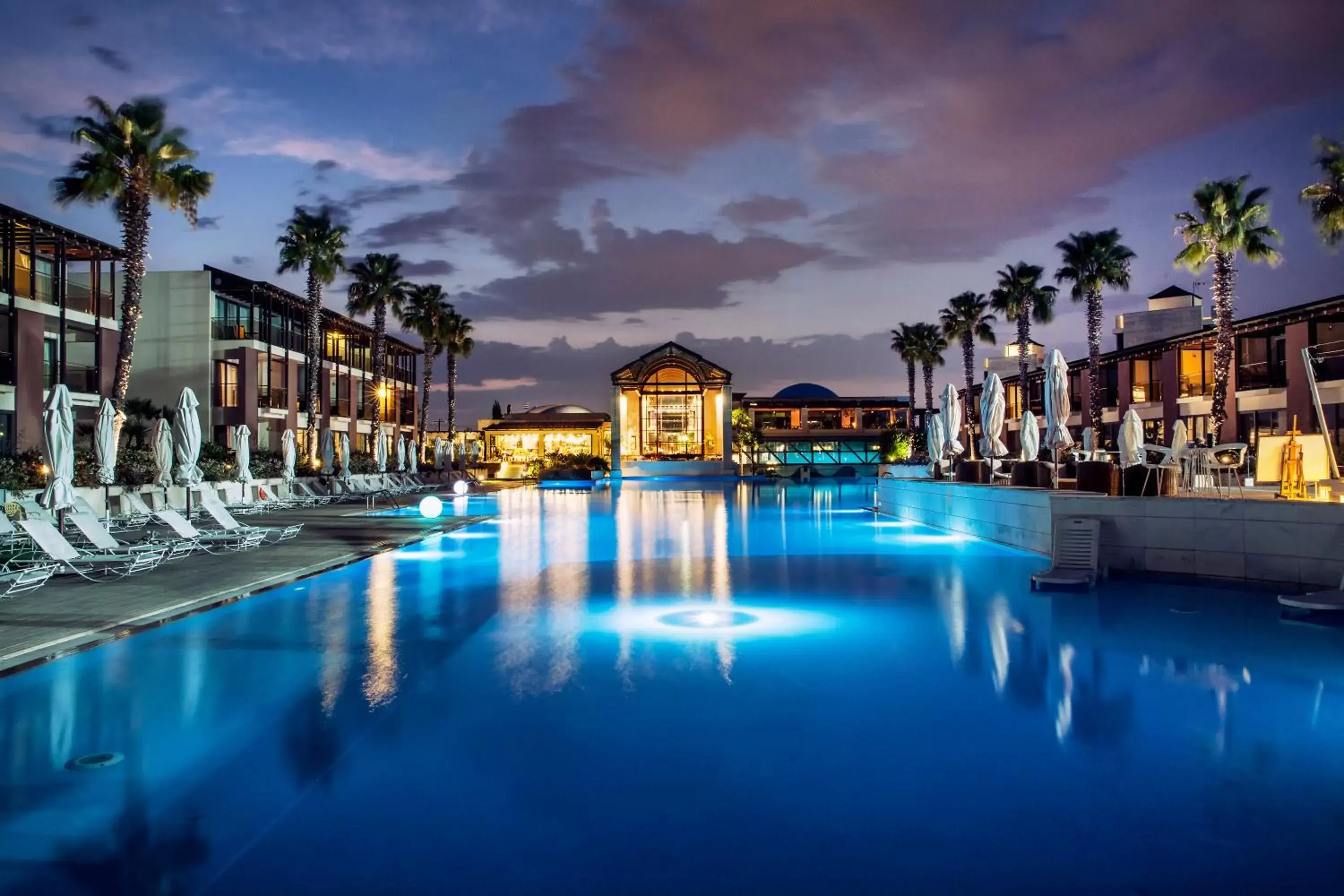 Swimming Pool in Hotel Nikopolis