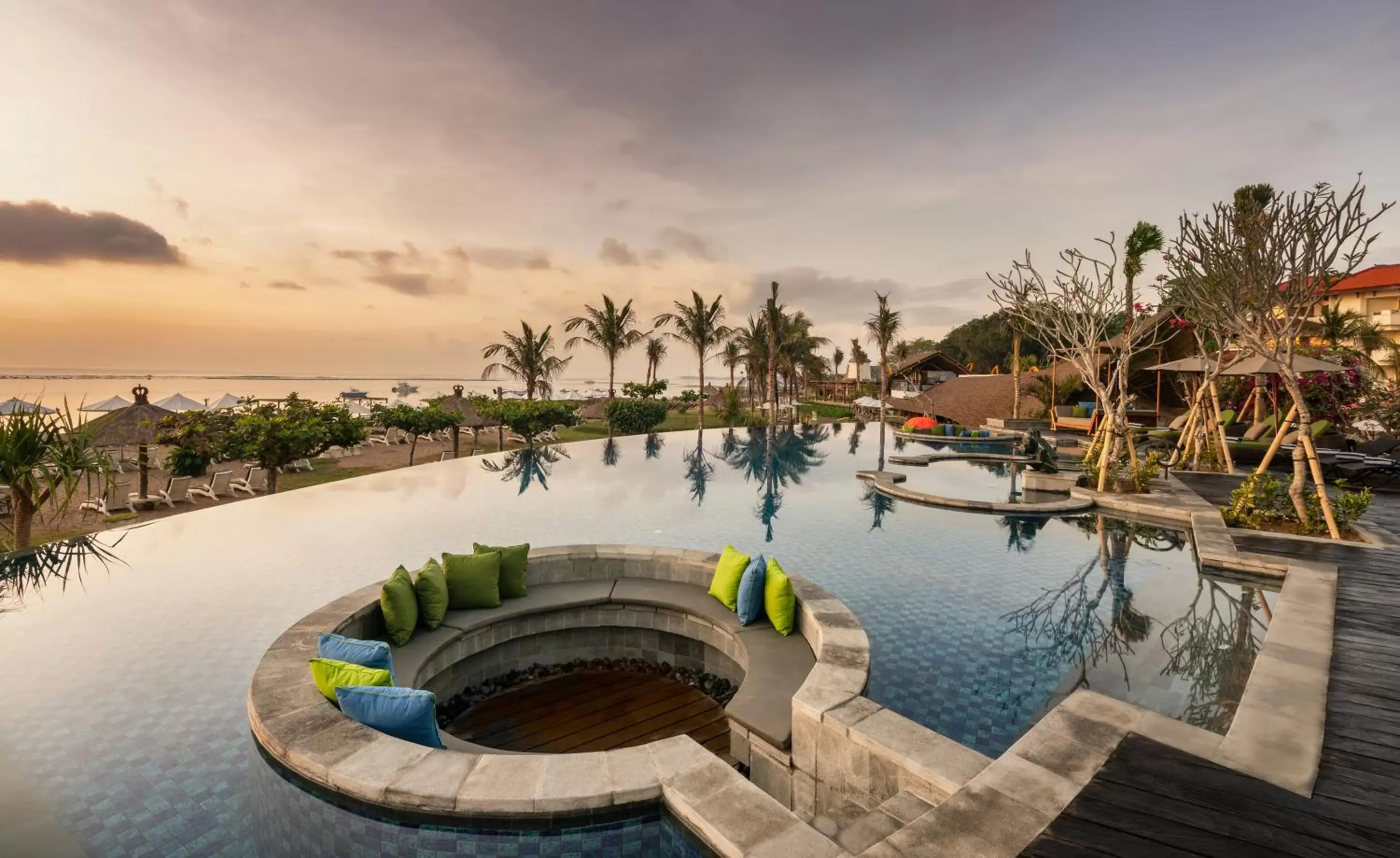Swimming Pool in Grand Mirage Resort & Thalasso Bali