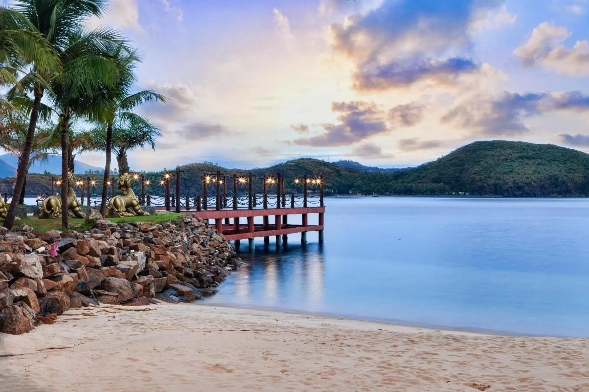 Day, Beach in Hon Tam Resort