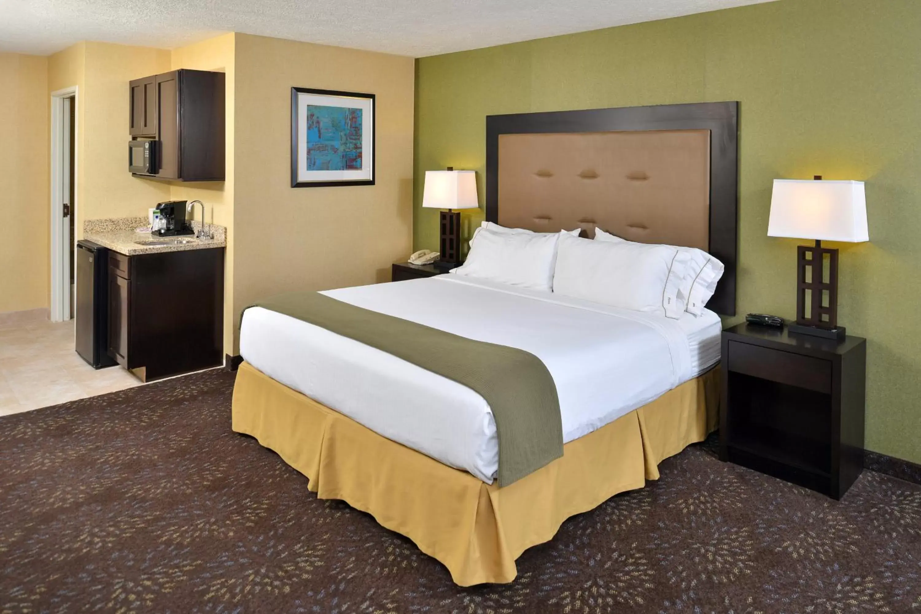 Photo of the whole room, Bed in Holiday Inn Express Hotel & Suites Charlotte, an IHG Hotel