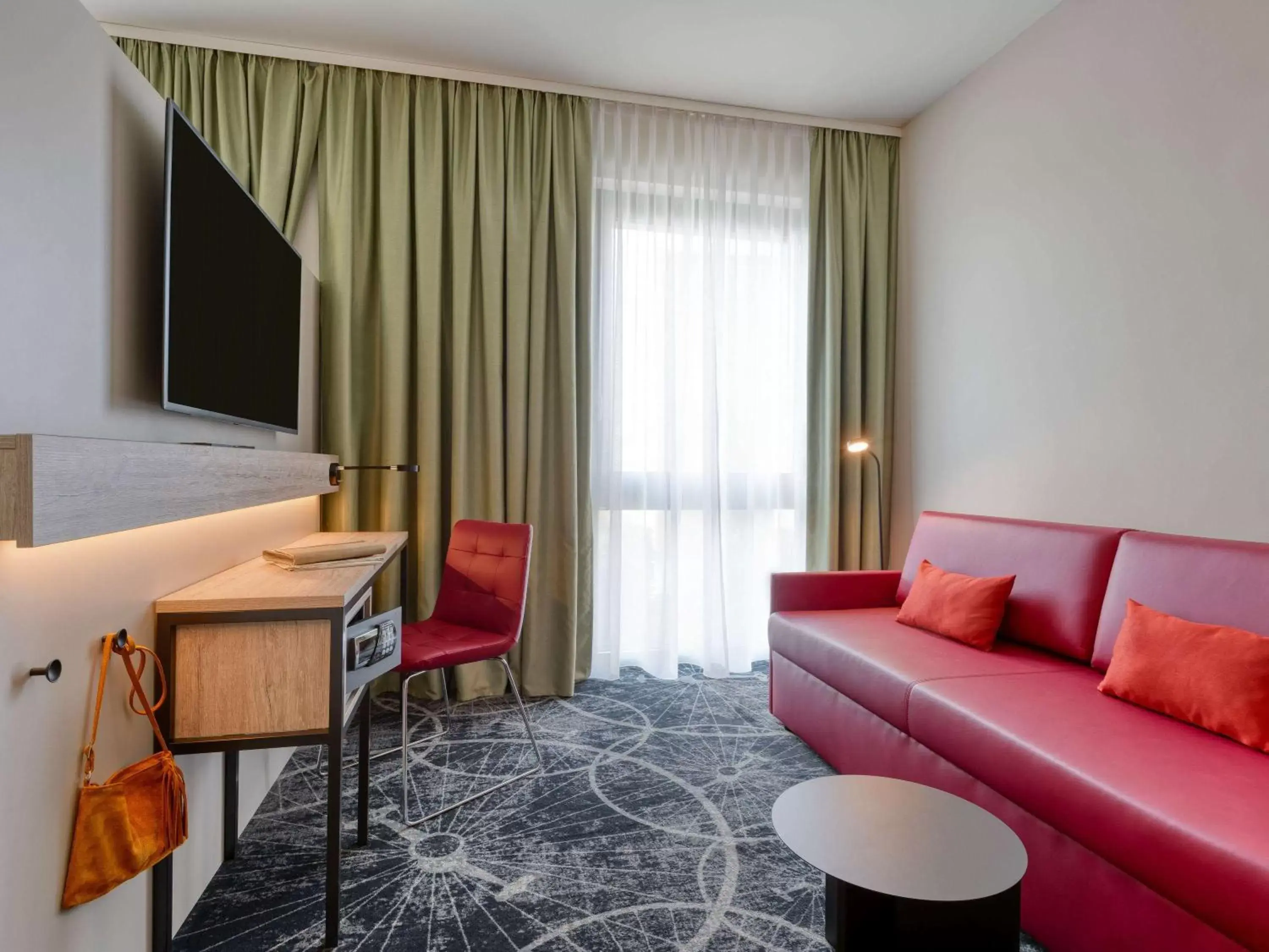 Bedroom, Seating Area in ibis Styles Magdeburg