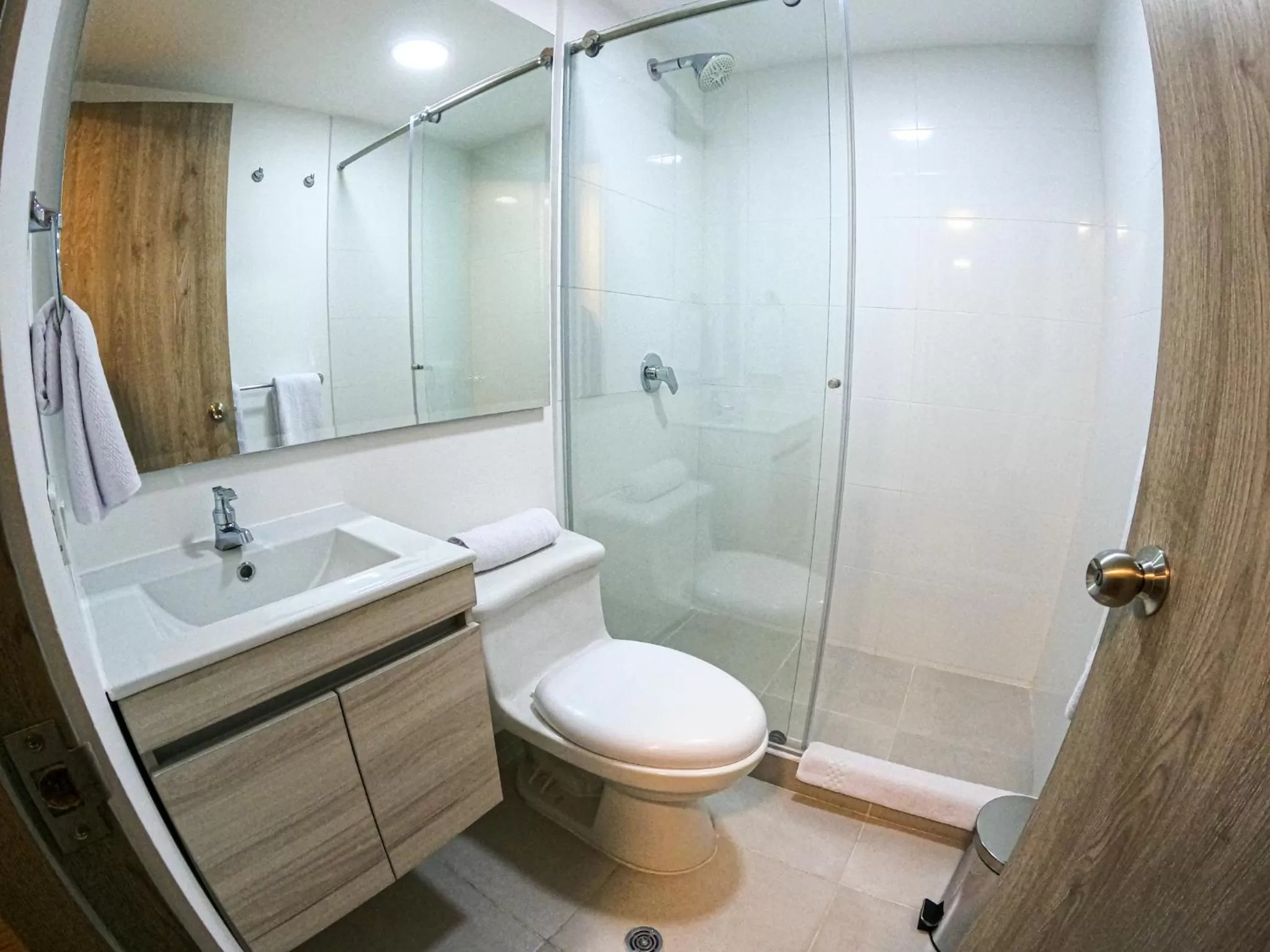 Bathroom in 86 suites