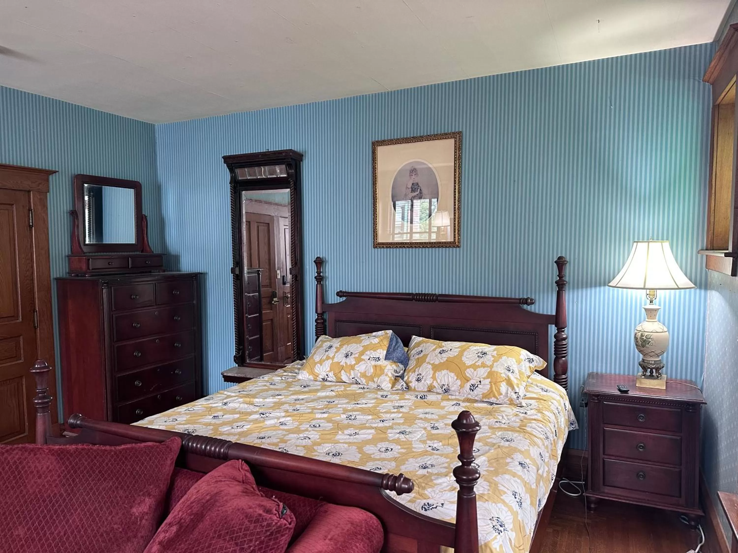 King Room in VAAST Bed & Breakfast