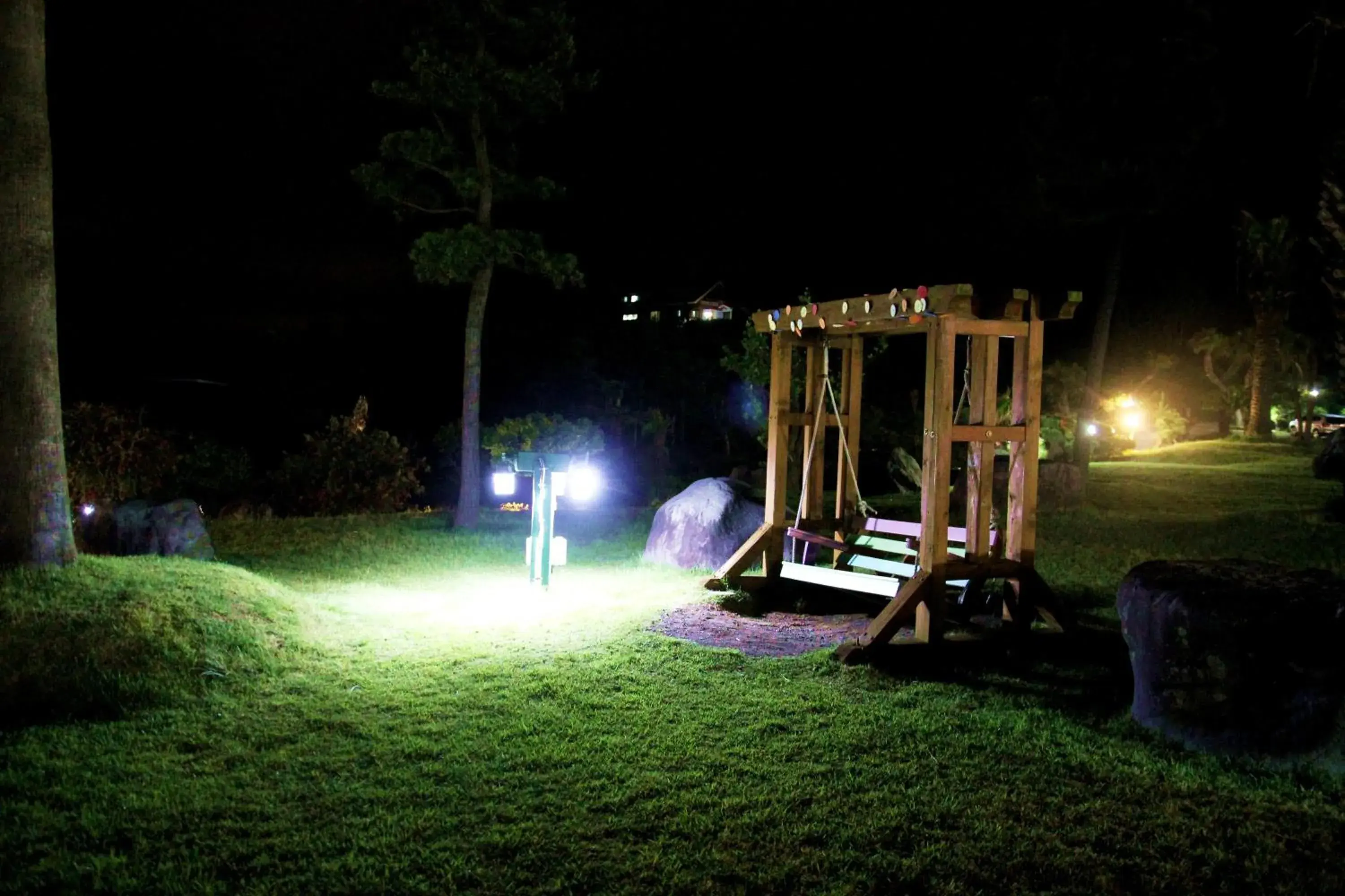 Garden view in Jungmun Log Pension & Resort Garden view in Jungmun Log Pension & Resort