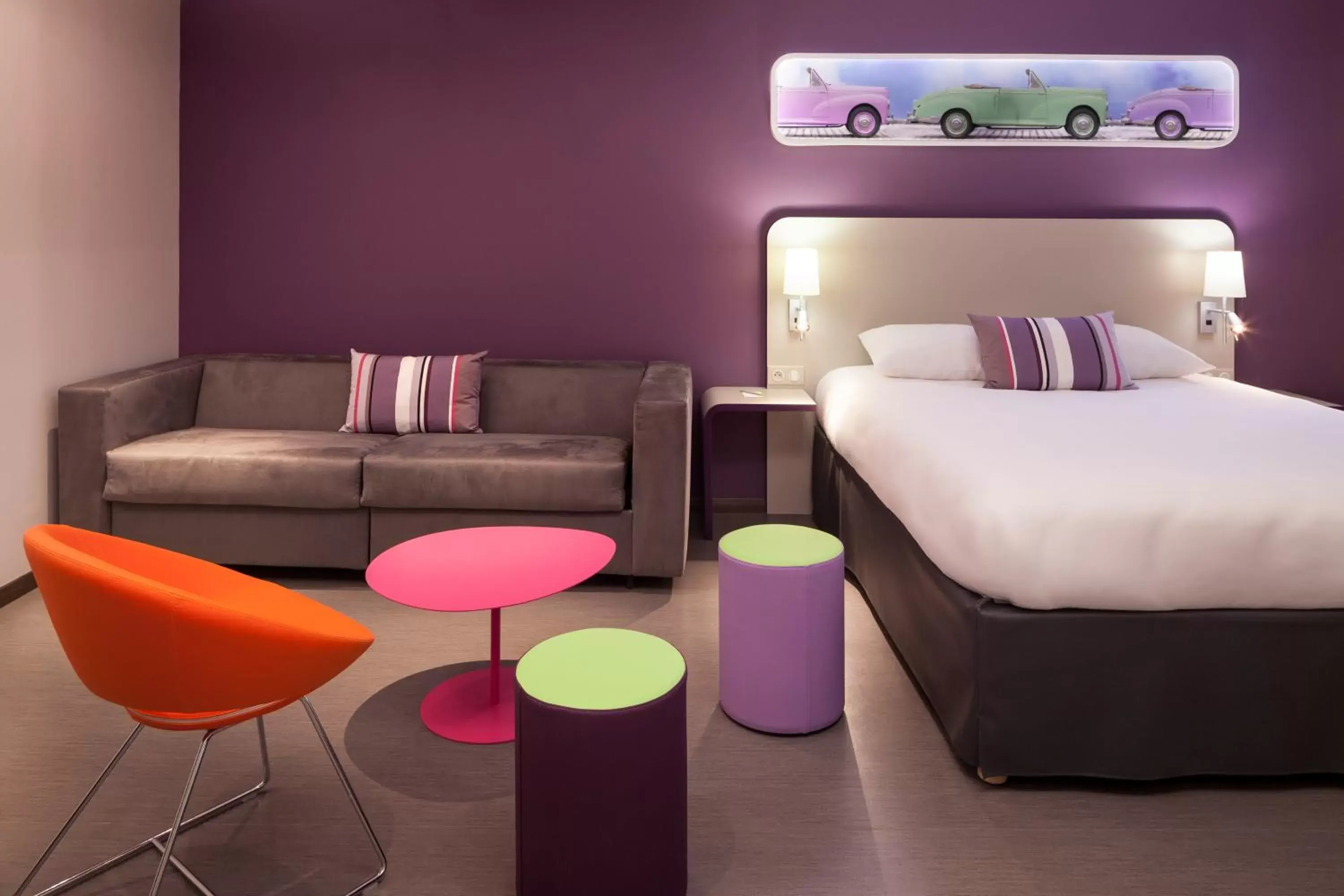 Photo of the whole room in ibis Styles Montbéliard