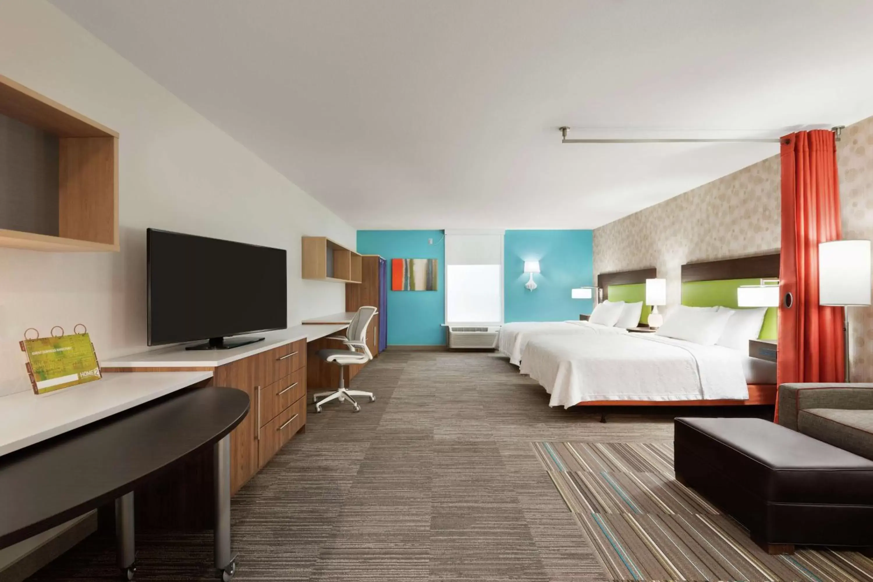 Bedroom, Bed in Home2 Suites by Hilton Woodbridge Potomac Mills Bedroom, Bed in Home2 Suites by Hilton Woodbridge Potomac Mills