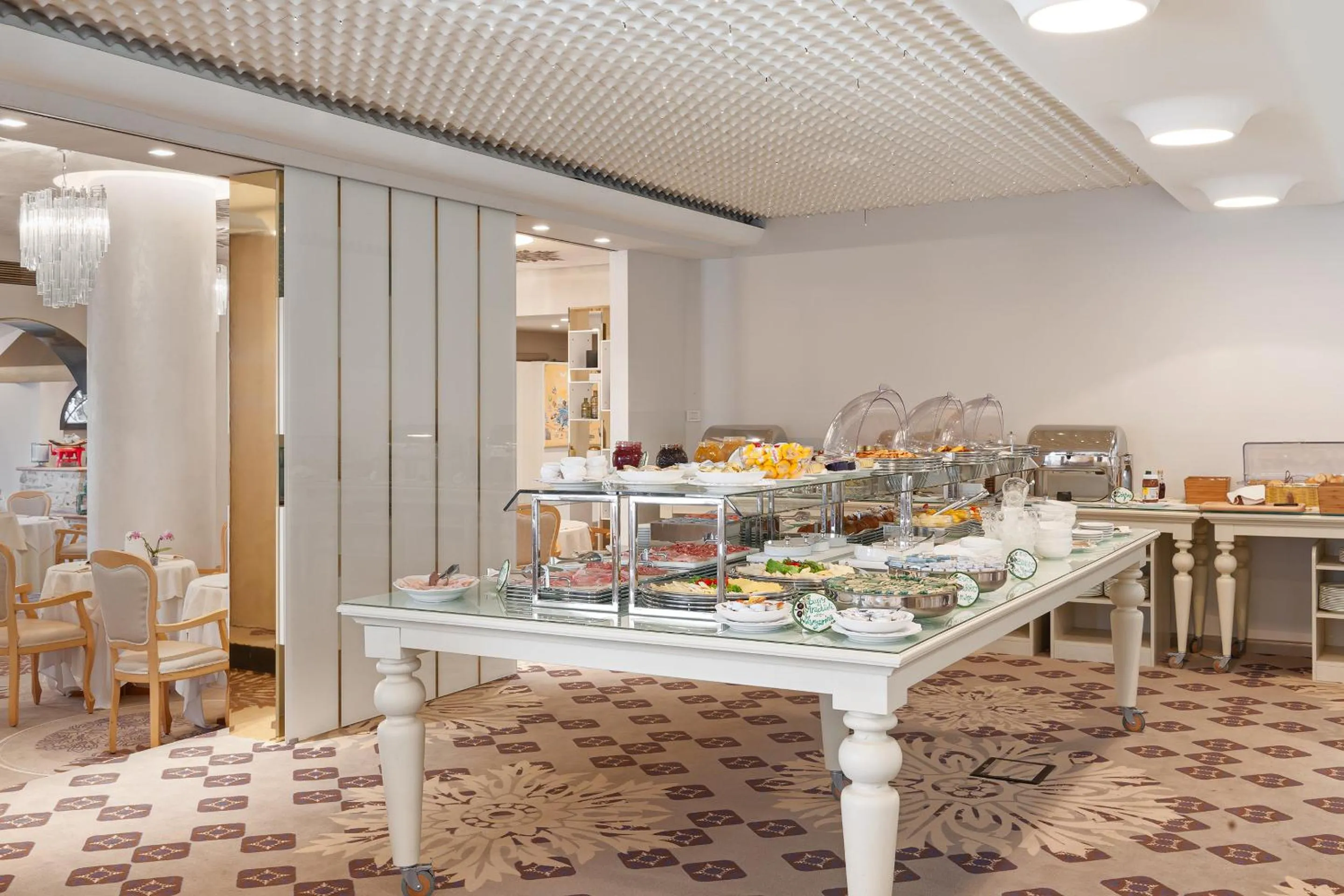 Restaurant/places to eat in Olivi Hotel & Natural Spa