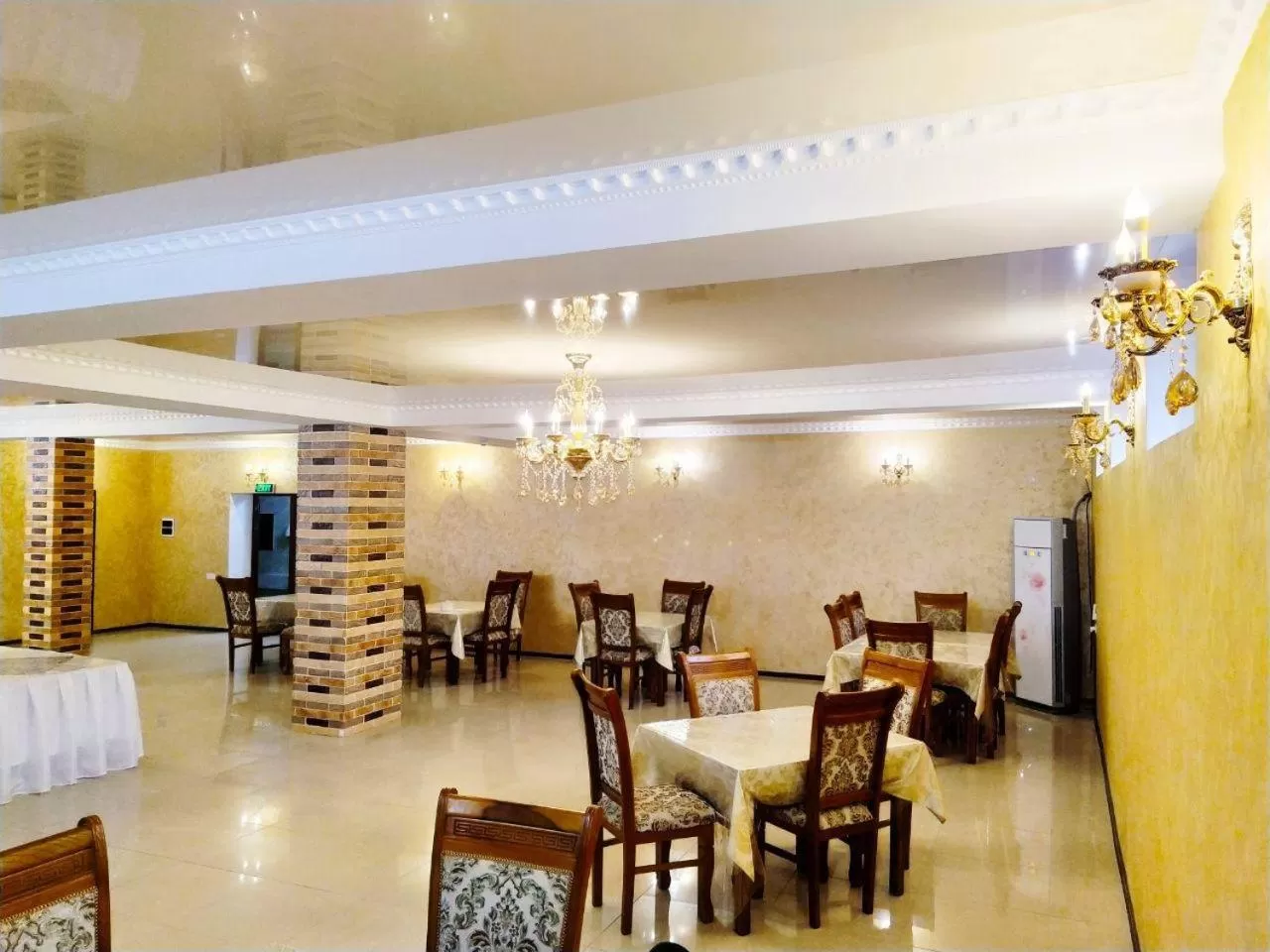 Restaurant/places to eat in Hotel Euro Asia Khiva in Ichan Qala