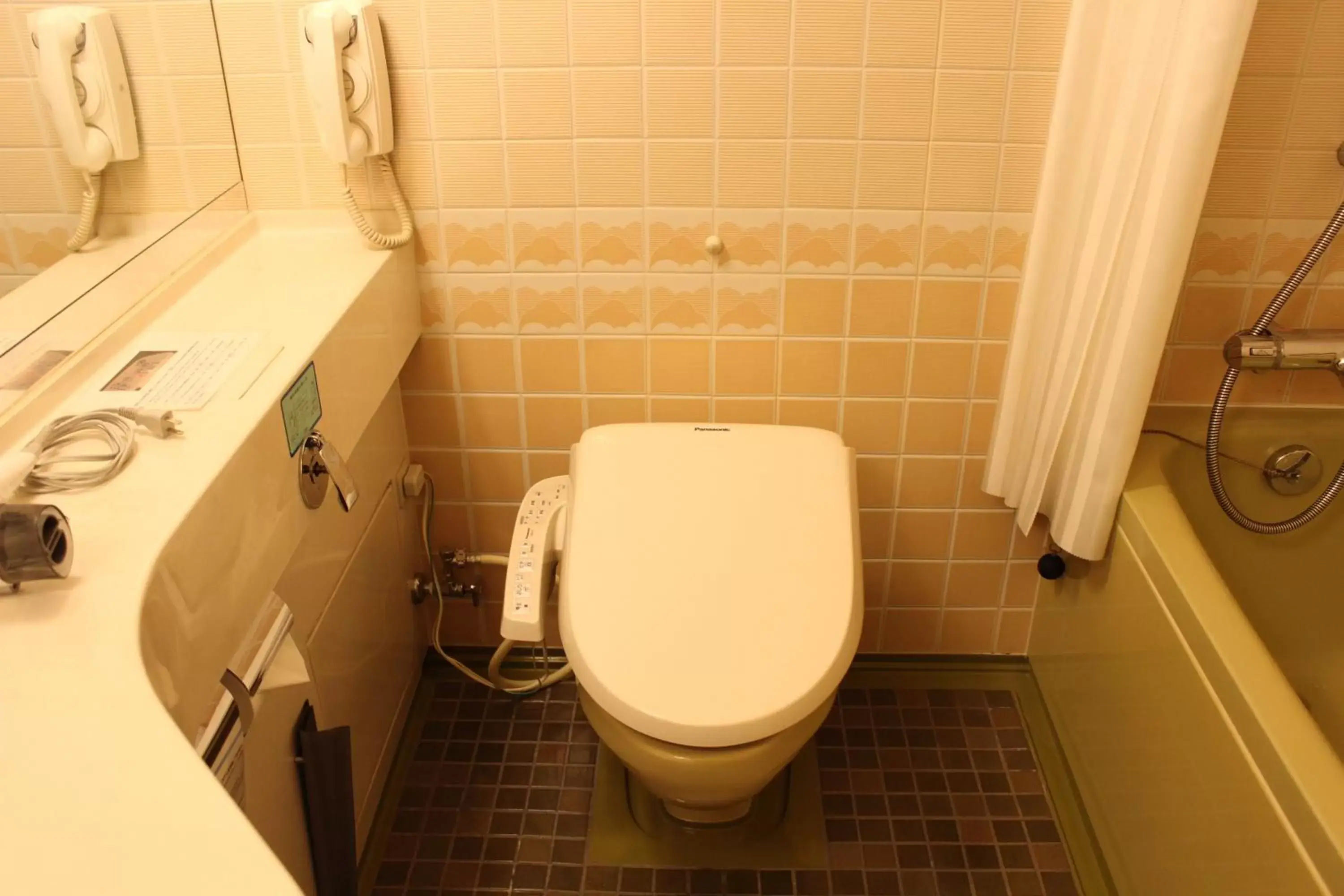 Bathroom in Kobe Portopia Hotel