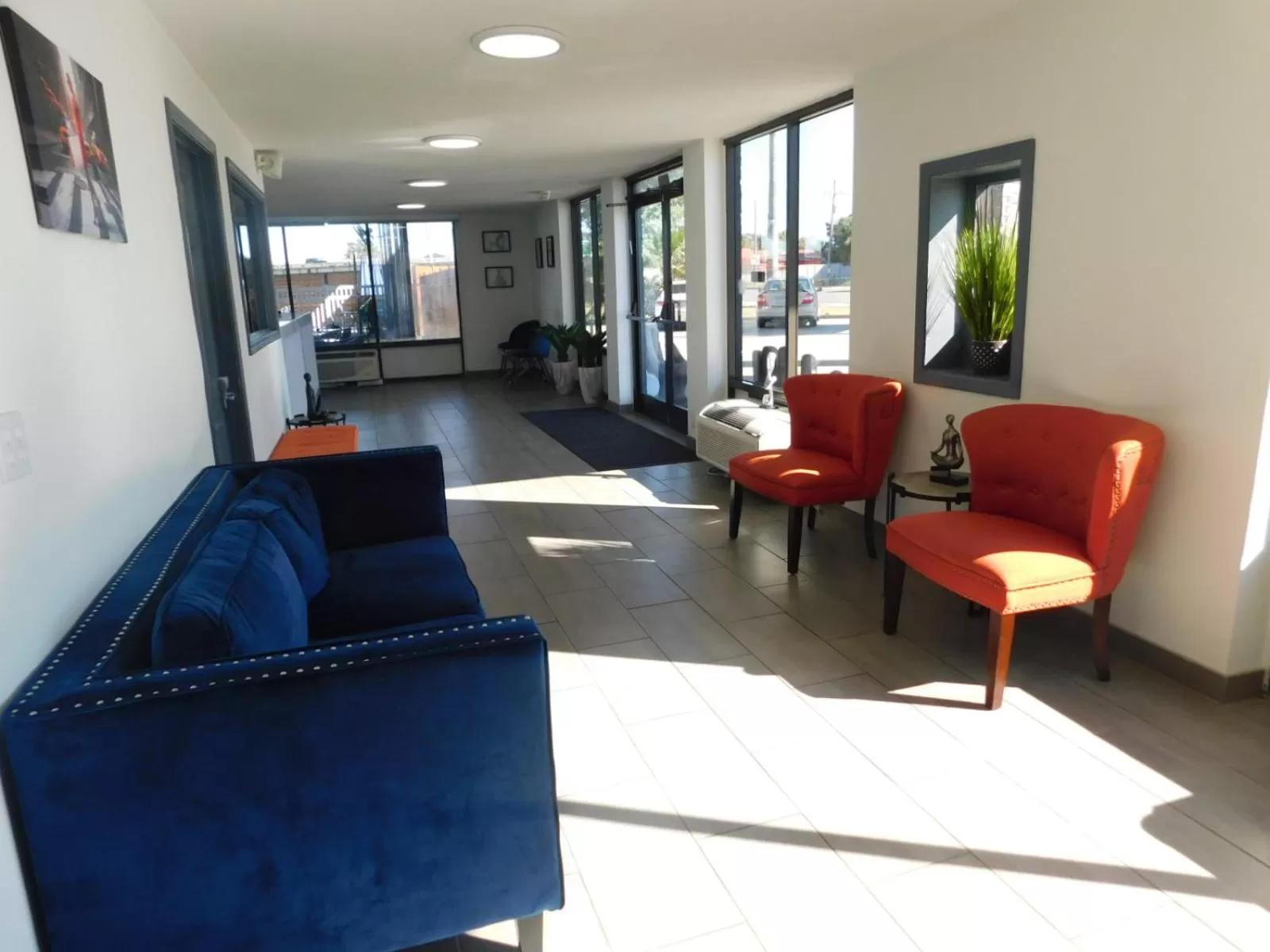 Lobby or reception, Seating Area in Ramada by Wyndham New Orleans