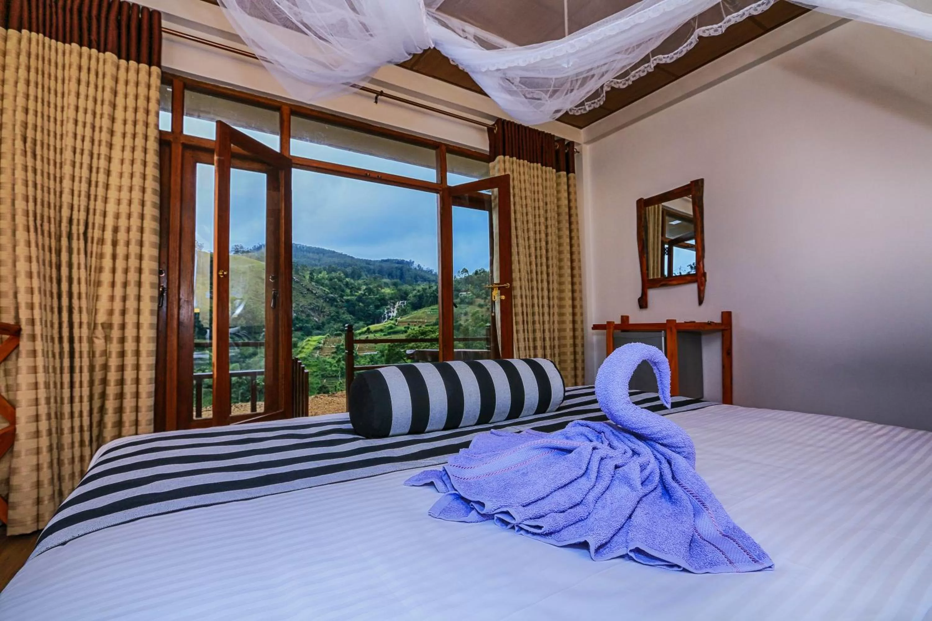 Bed in Ella 100 View Cottage