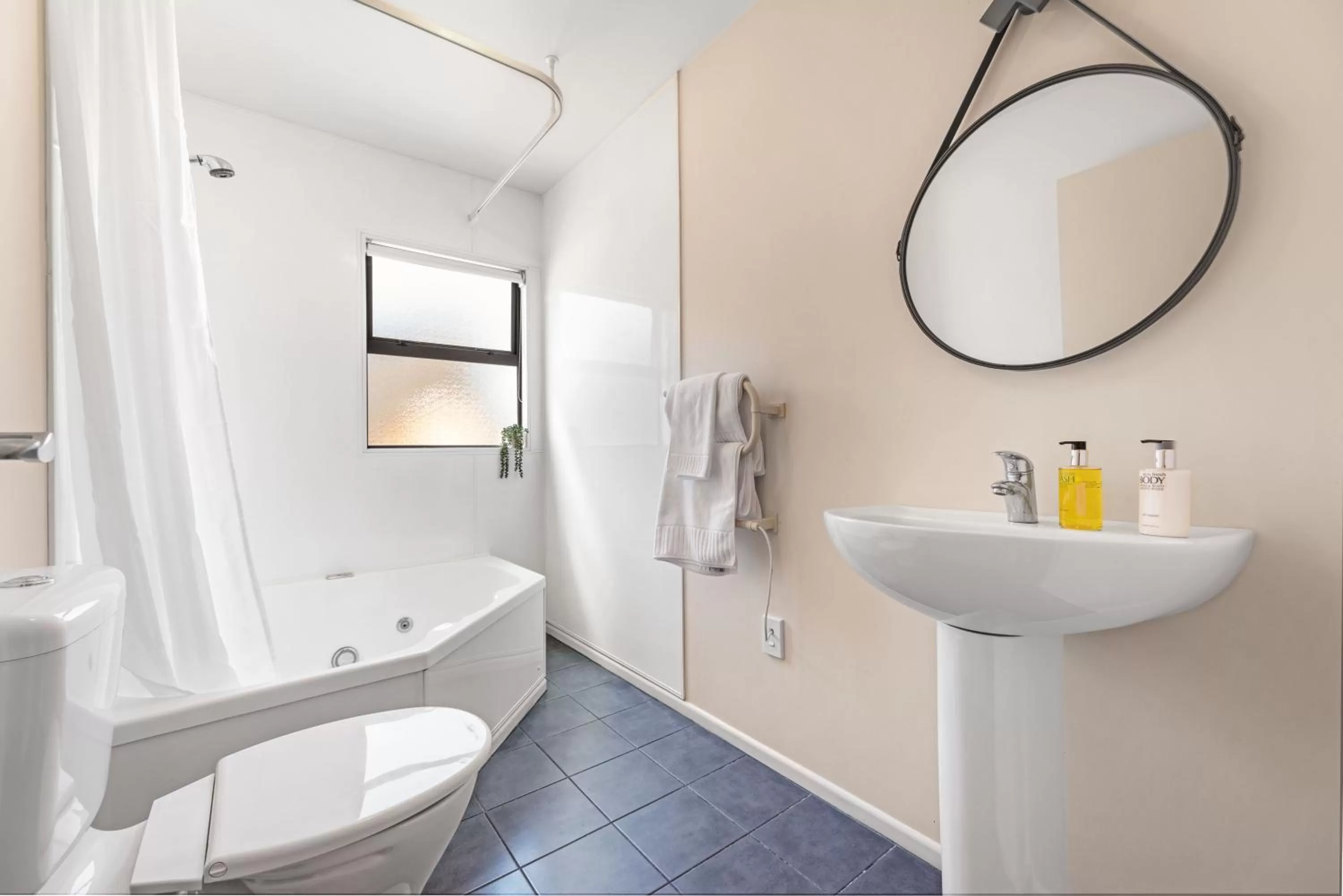 Blenheim Palms Motel