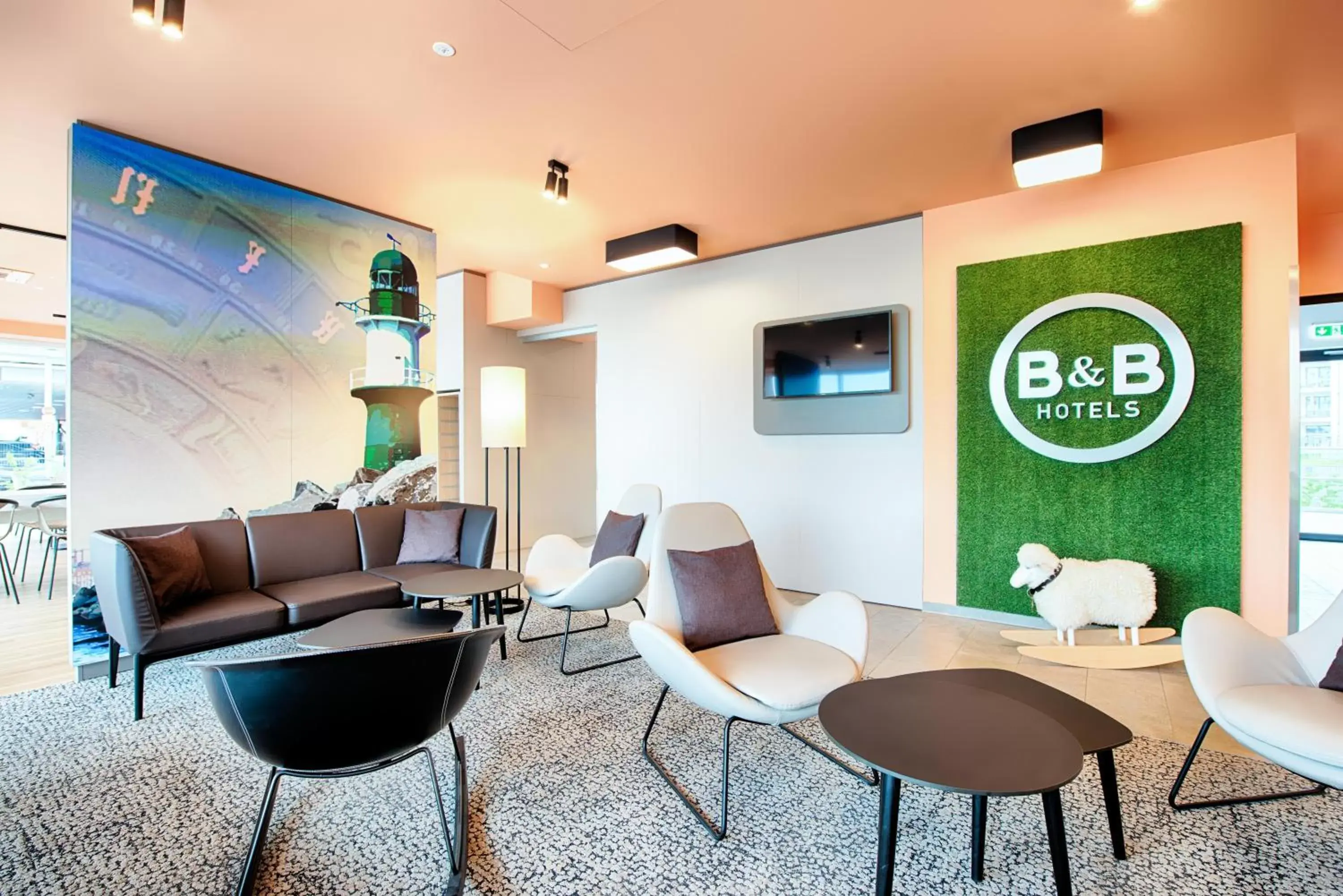 Lobby or reception, Seating Area in B&B Hotel Rostock-Hafen