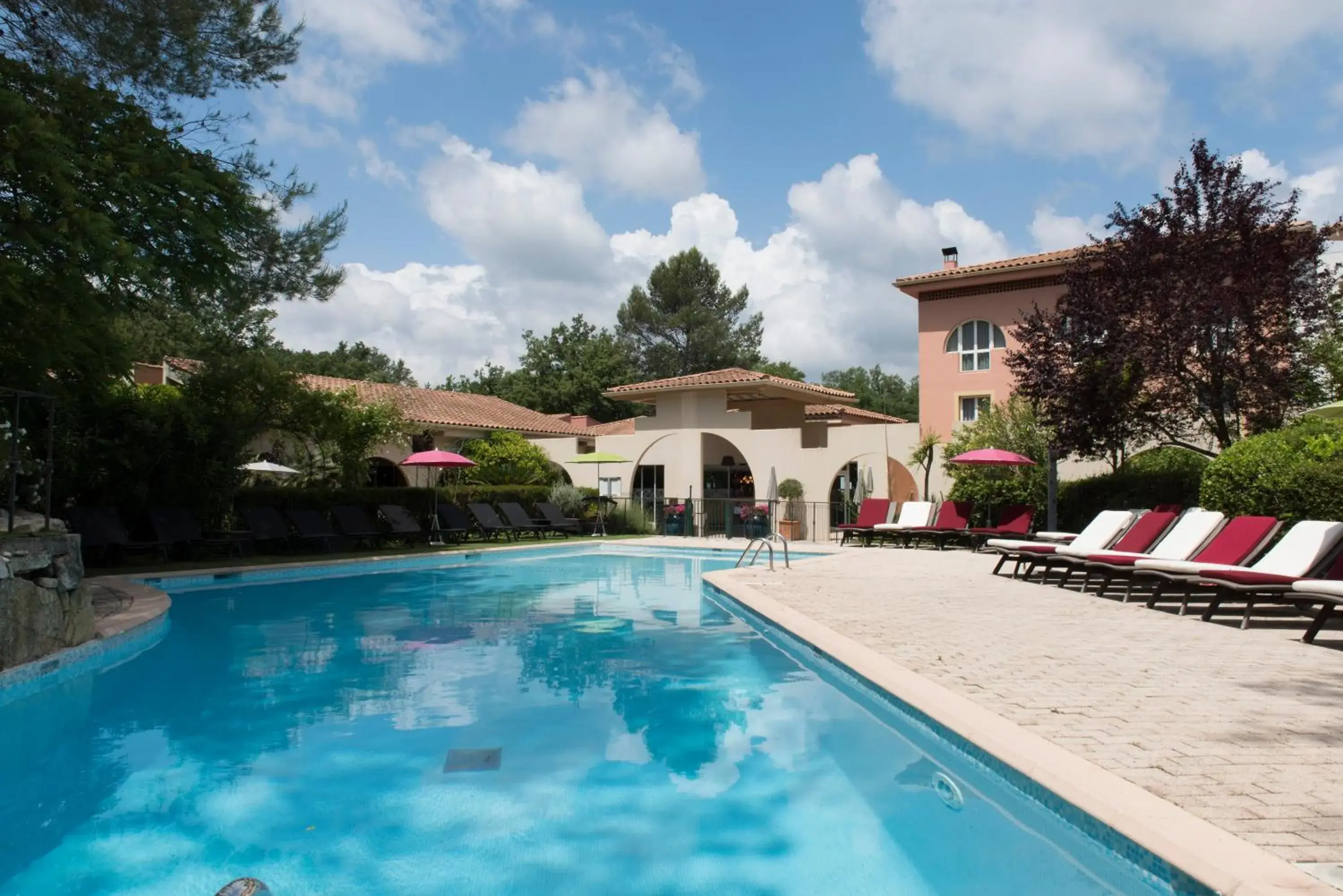 Pool view, Swimming Pool in Mercure Antibes Sophia Antipolis