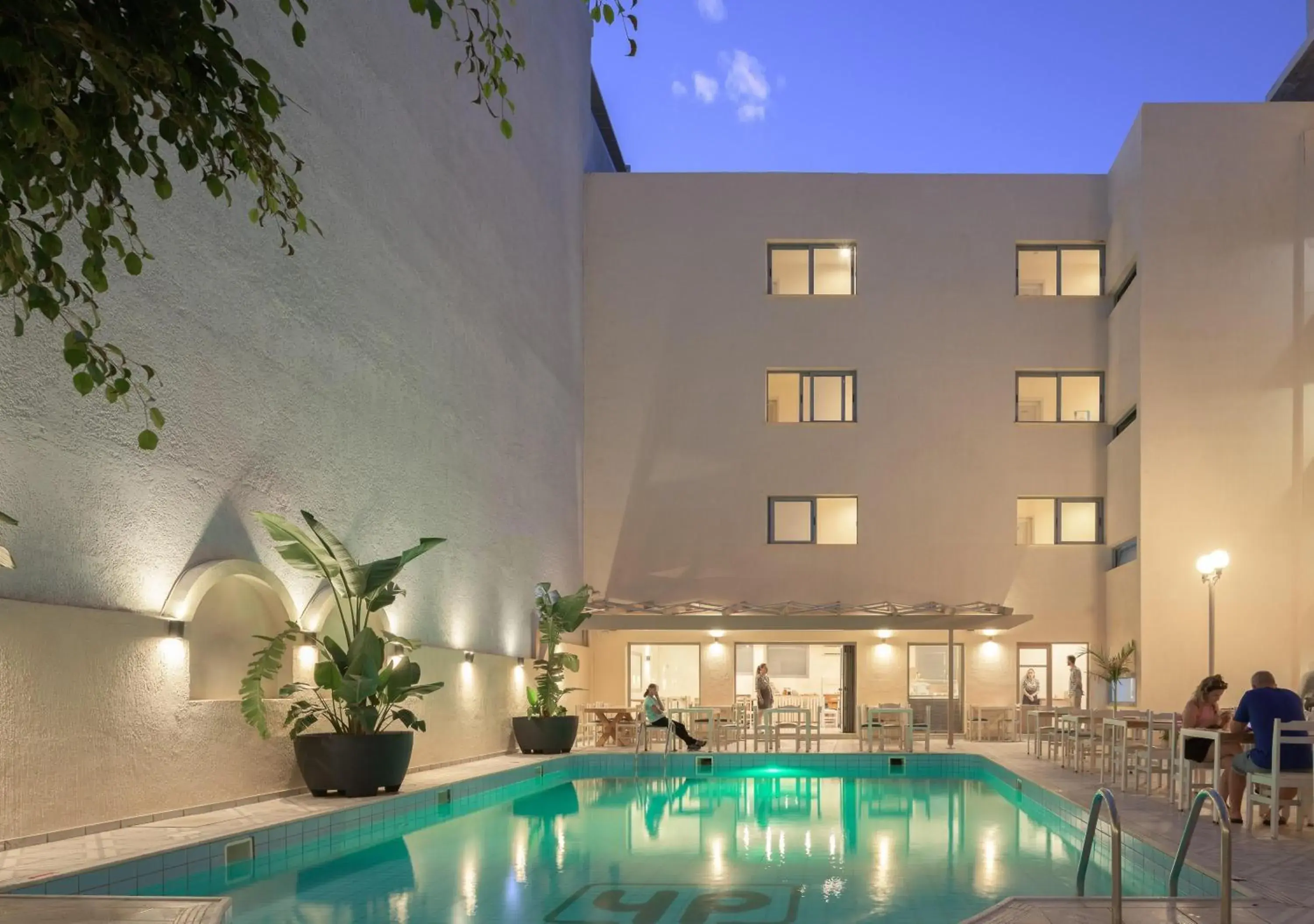 Swimming Pool in Central Hersonissos Hotel