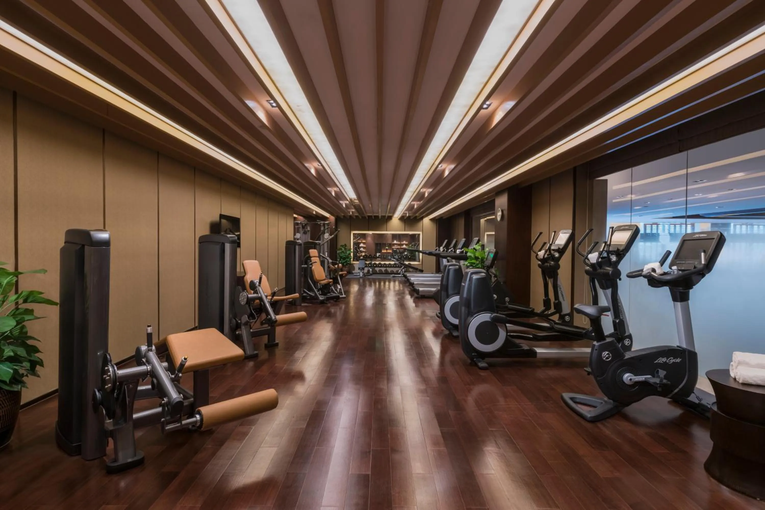 Fitness centre/facilities in Hyatt Regency Xi'an