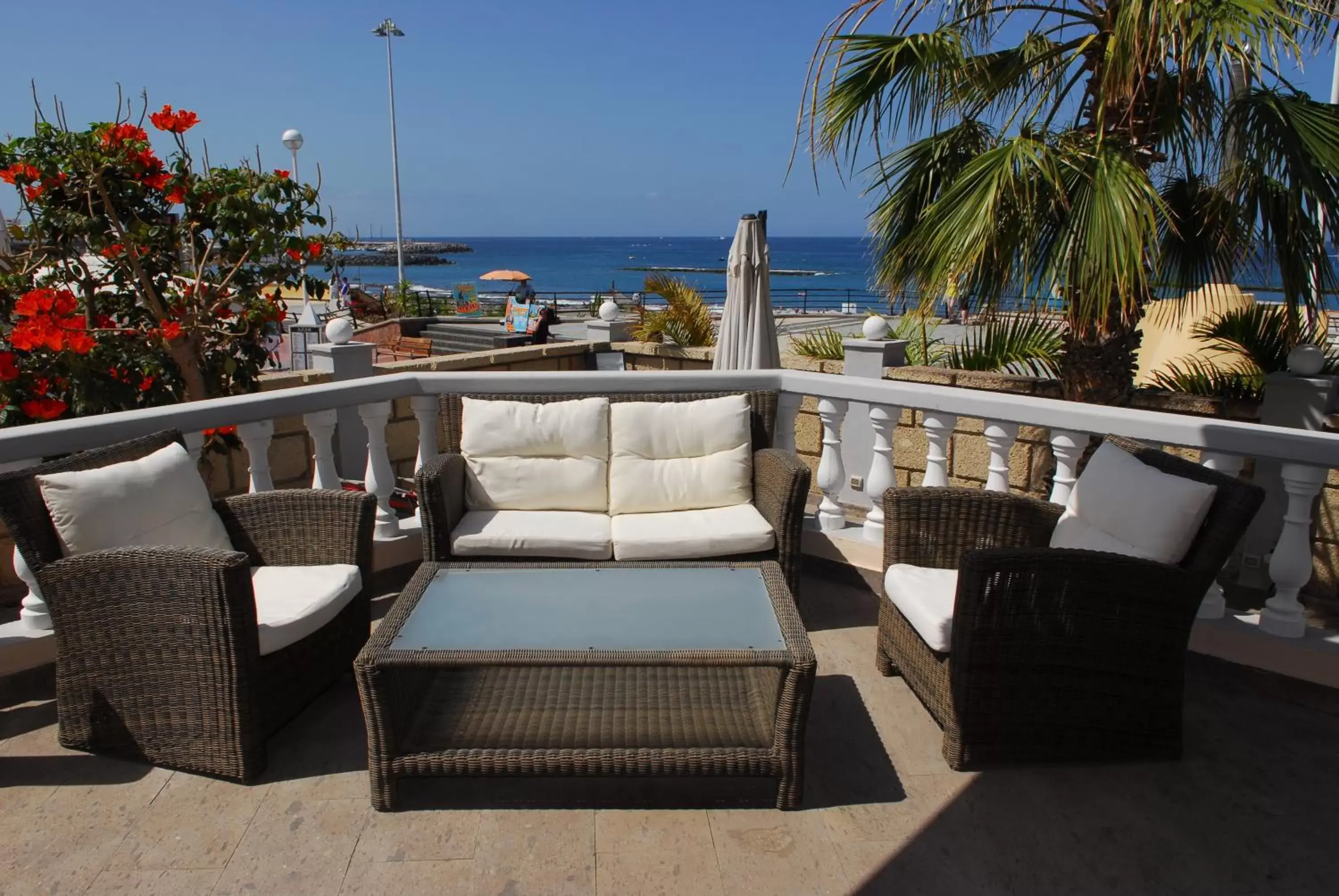 Patio, Balcony/Terrace in Lagos de Fañabé Beach Resort