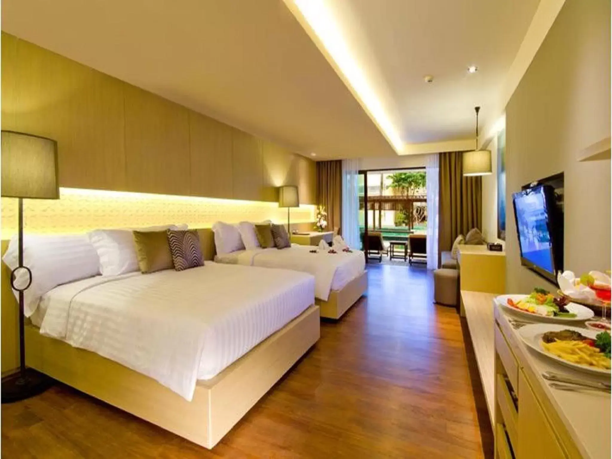 Bed in Phuket Graceland Resort and Spa - SHA Extra Plus