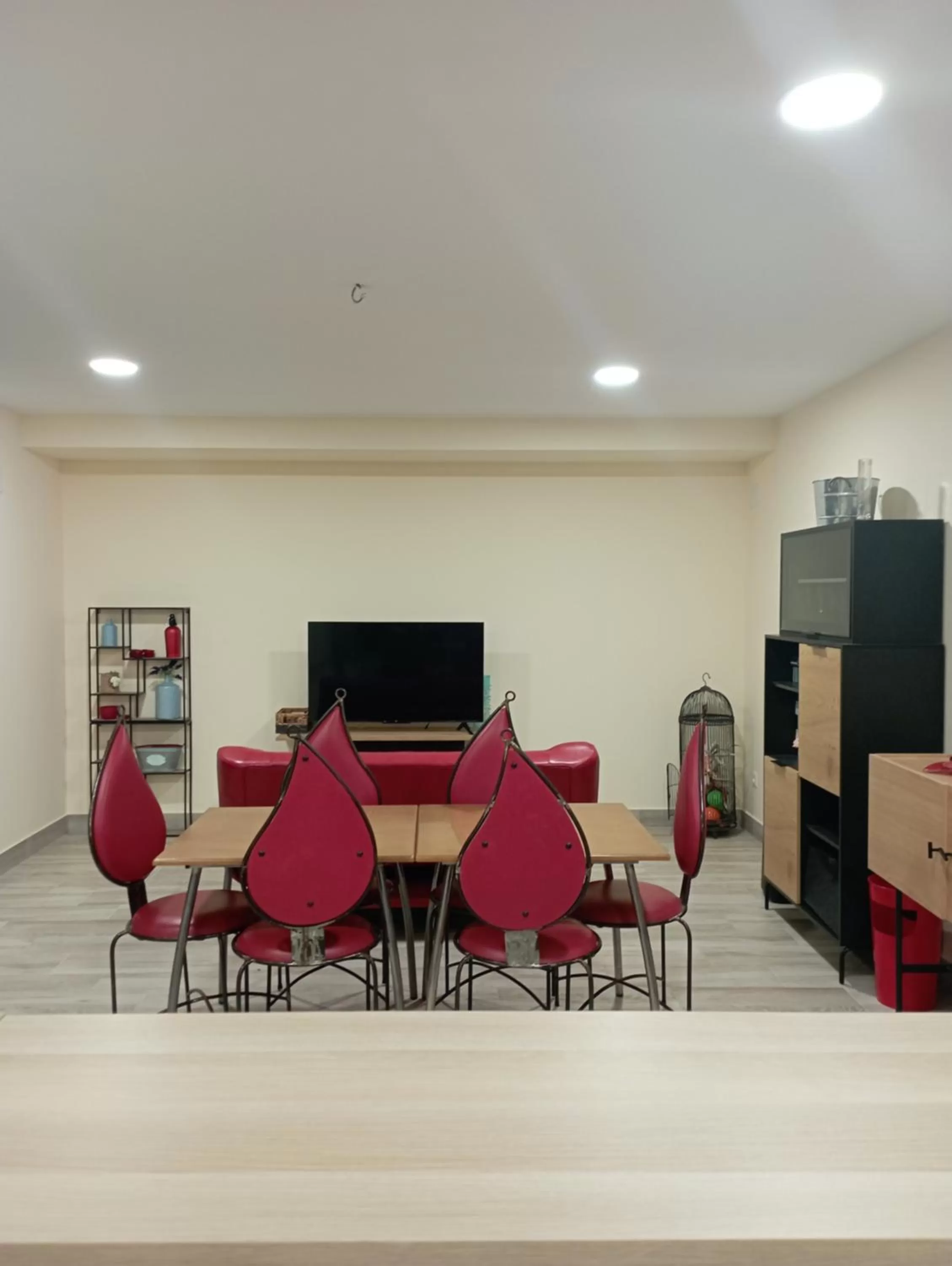 Communal lounge/ TV room in Cabezo Buñuel Hostal