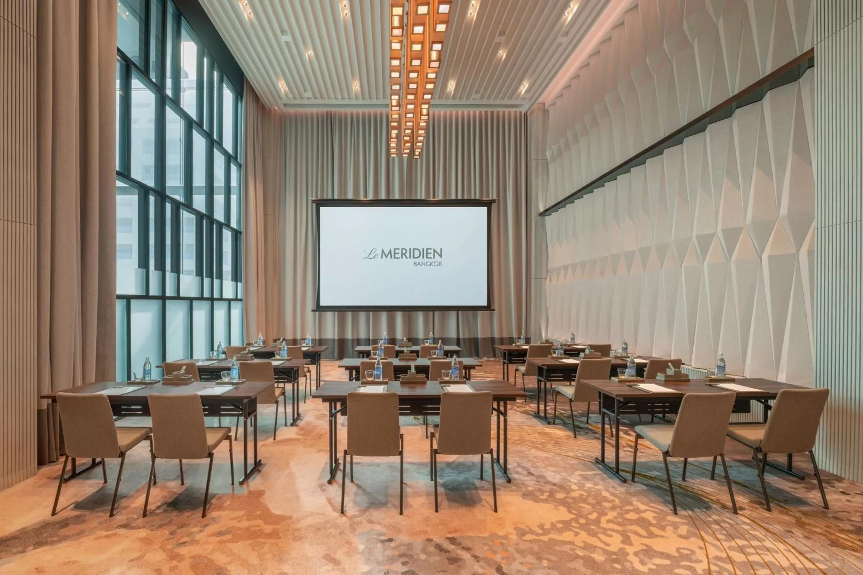 Meeting/conference room in Le Meridien Bangkok