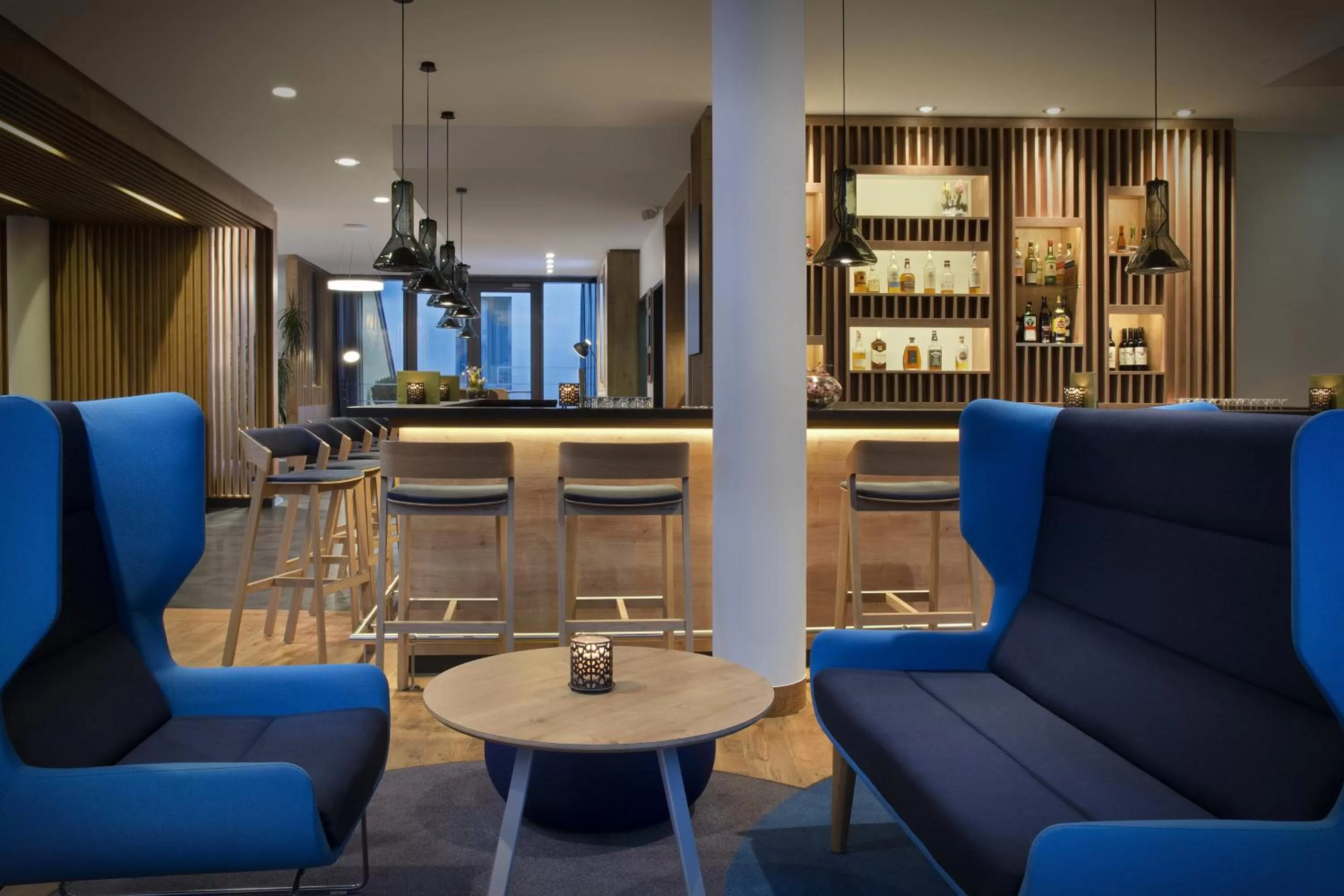 Lounge or bar in Holiday Inn Express Baden-Baden by IHG