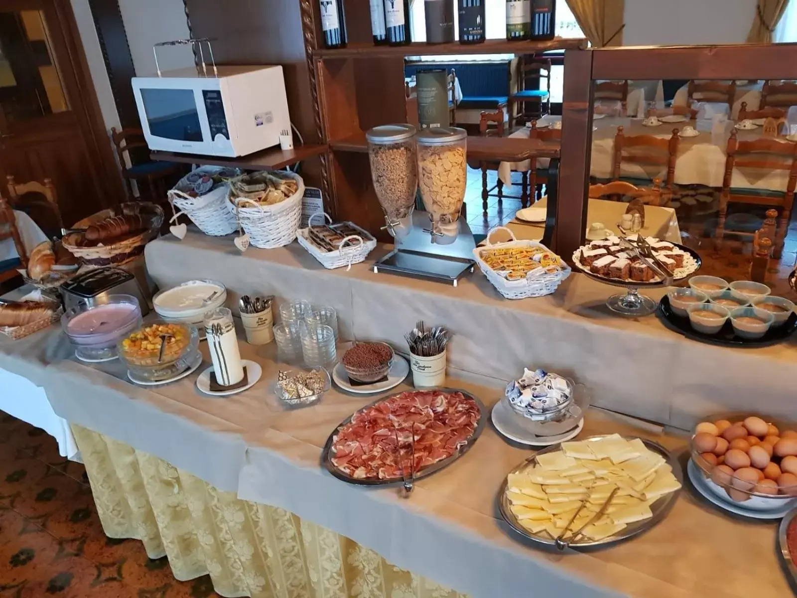 Breakfast in Hotel San Valier