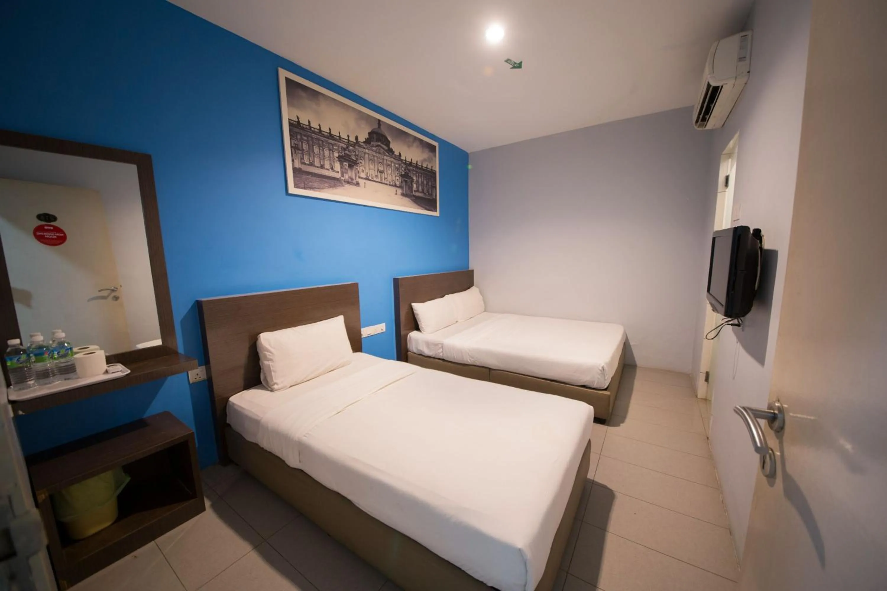 Bedroom, Bed in Golden Pearl Hotel Near Universiti Tun Hussein Onn Malaysia UTHM