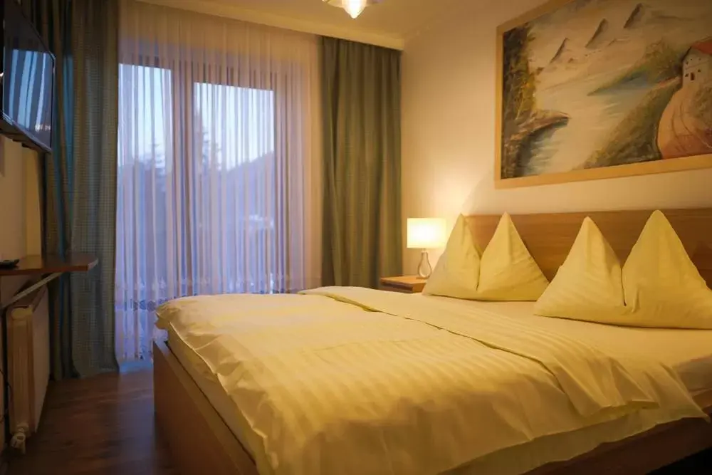 Standard Double Room in Hotel HAAS Standard Double Room in Hotel HAAS