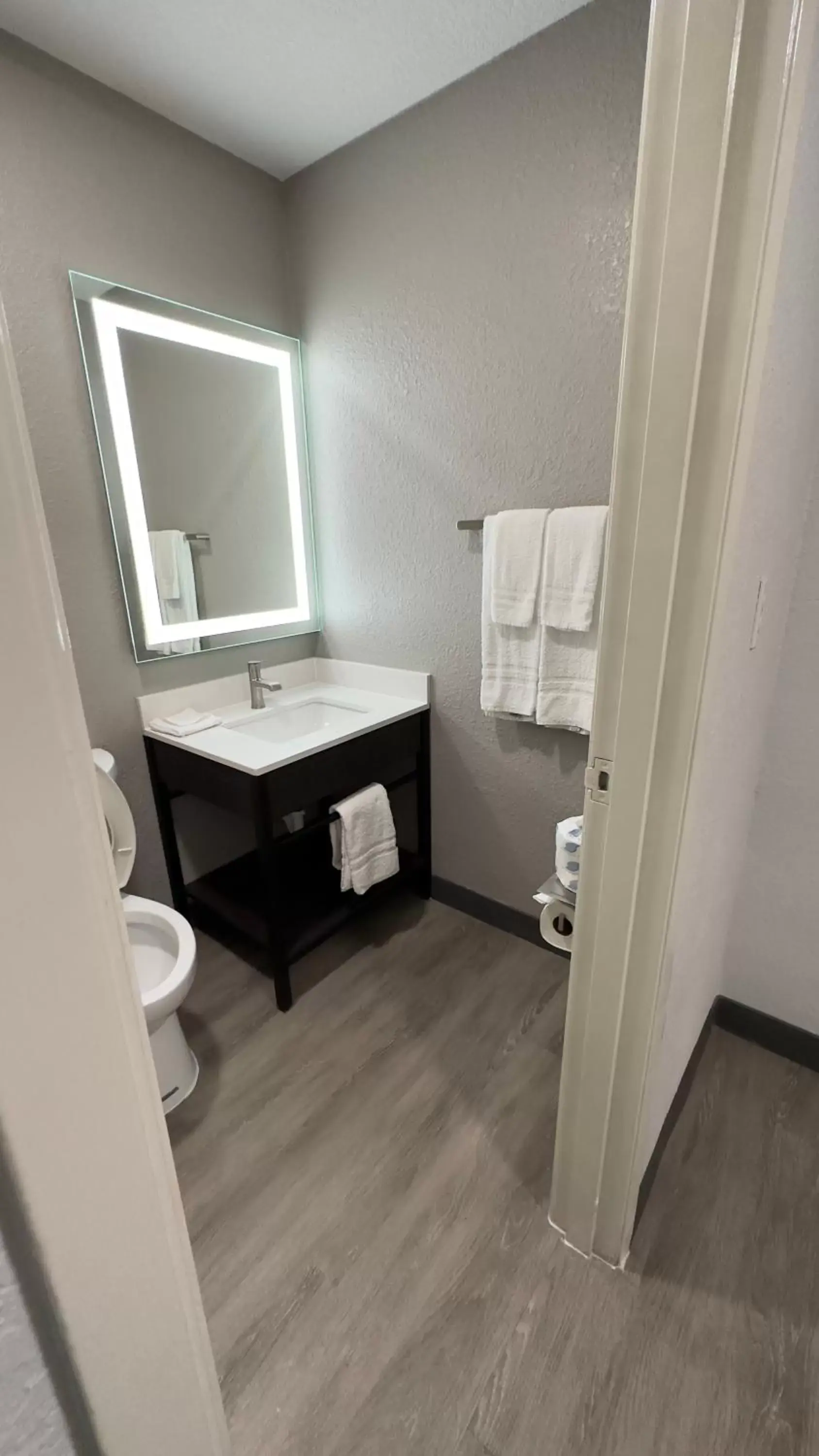 Bathroom in Motel 6-Atlanta, GA - Downtown