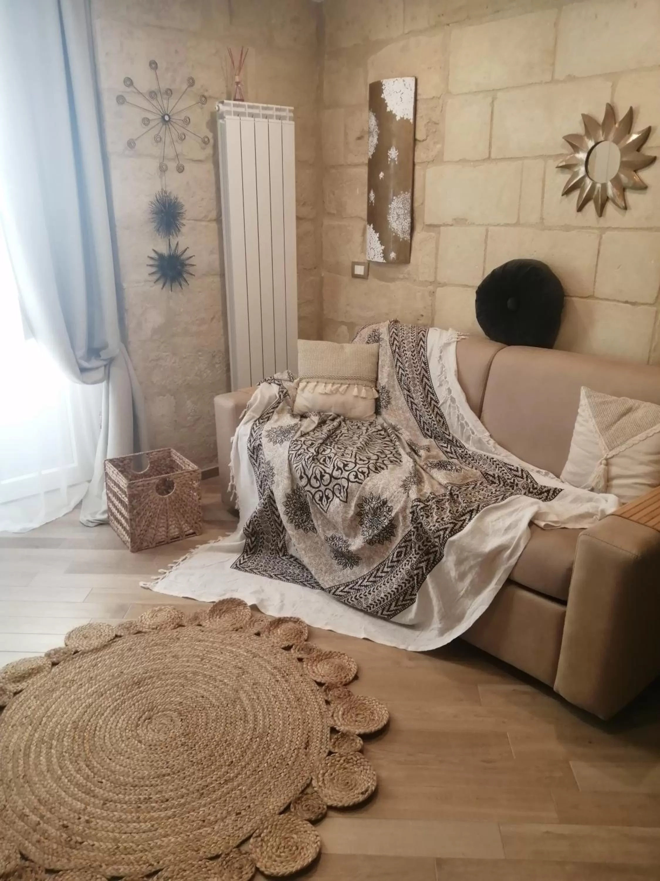 Living room, Bed in Palazzo Emy