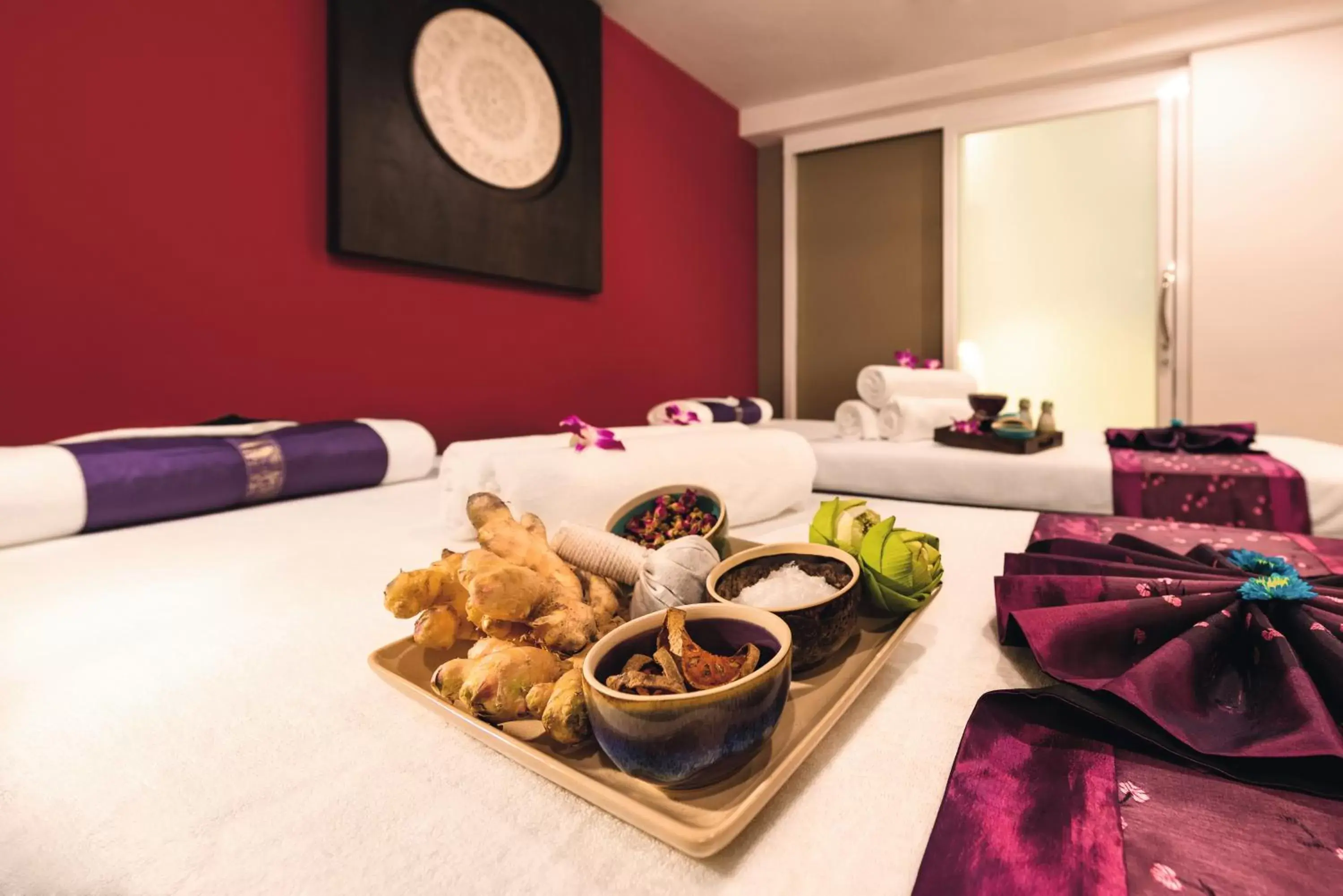 Massage in Movenpick Suriwongse Hotel Chiang Mai